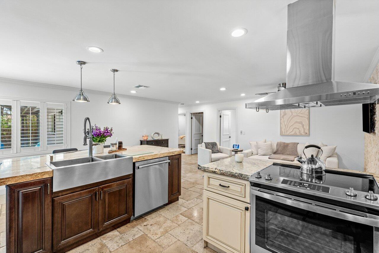 21786 Banyanwood Road