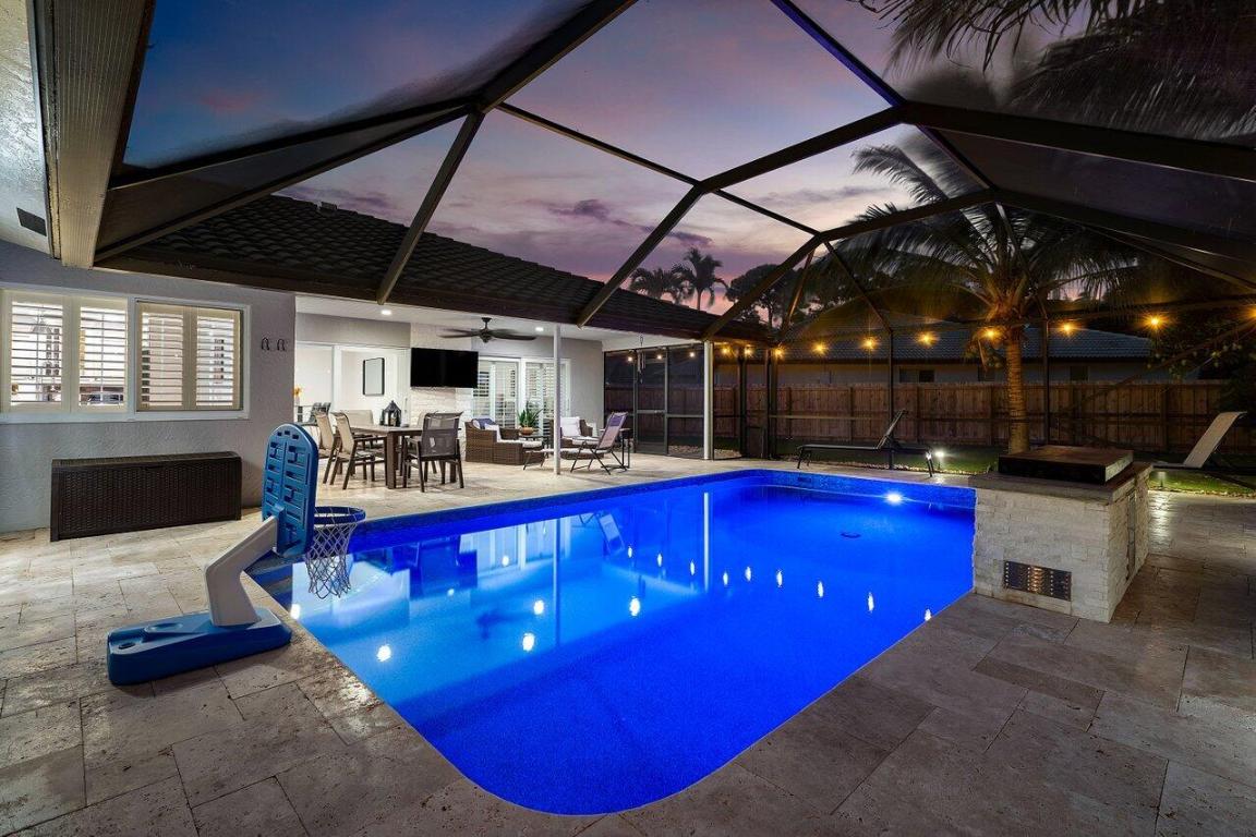 21786 Banyanwood Road