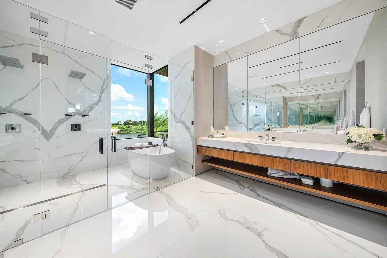 4460 NE 31st Avenue
