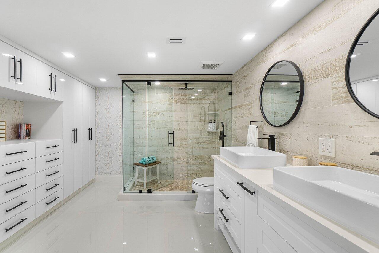 875 E Camino Real 3e