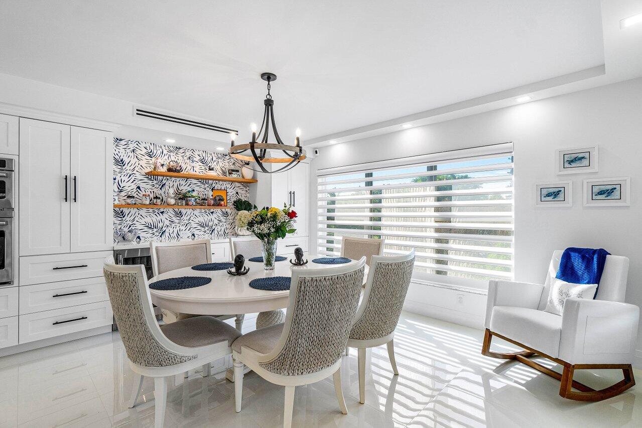 875 E Camino Real 3e