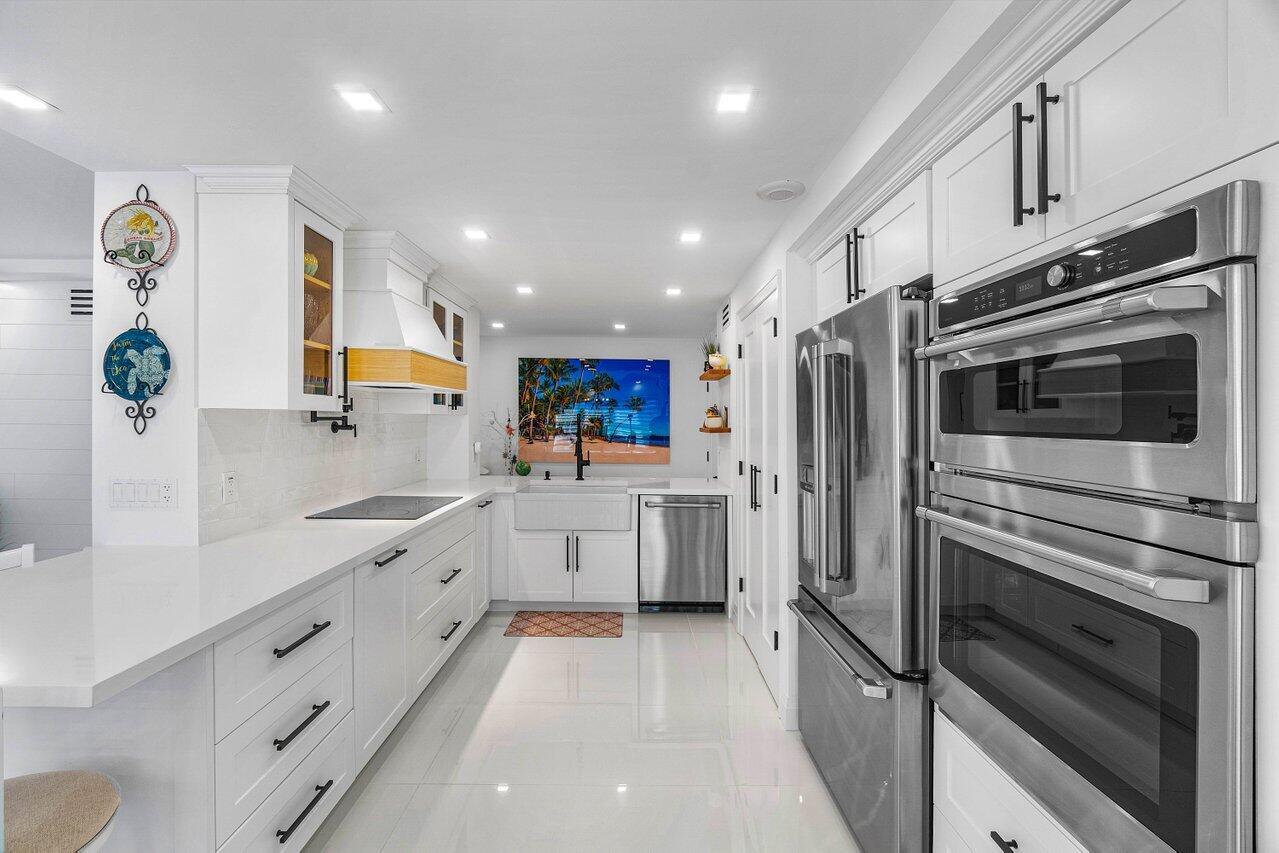 875 E Camino Real 3e