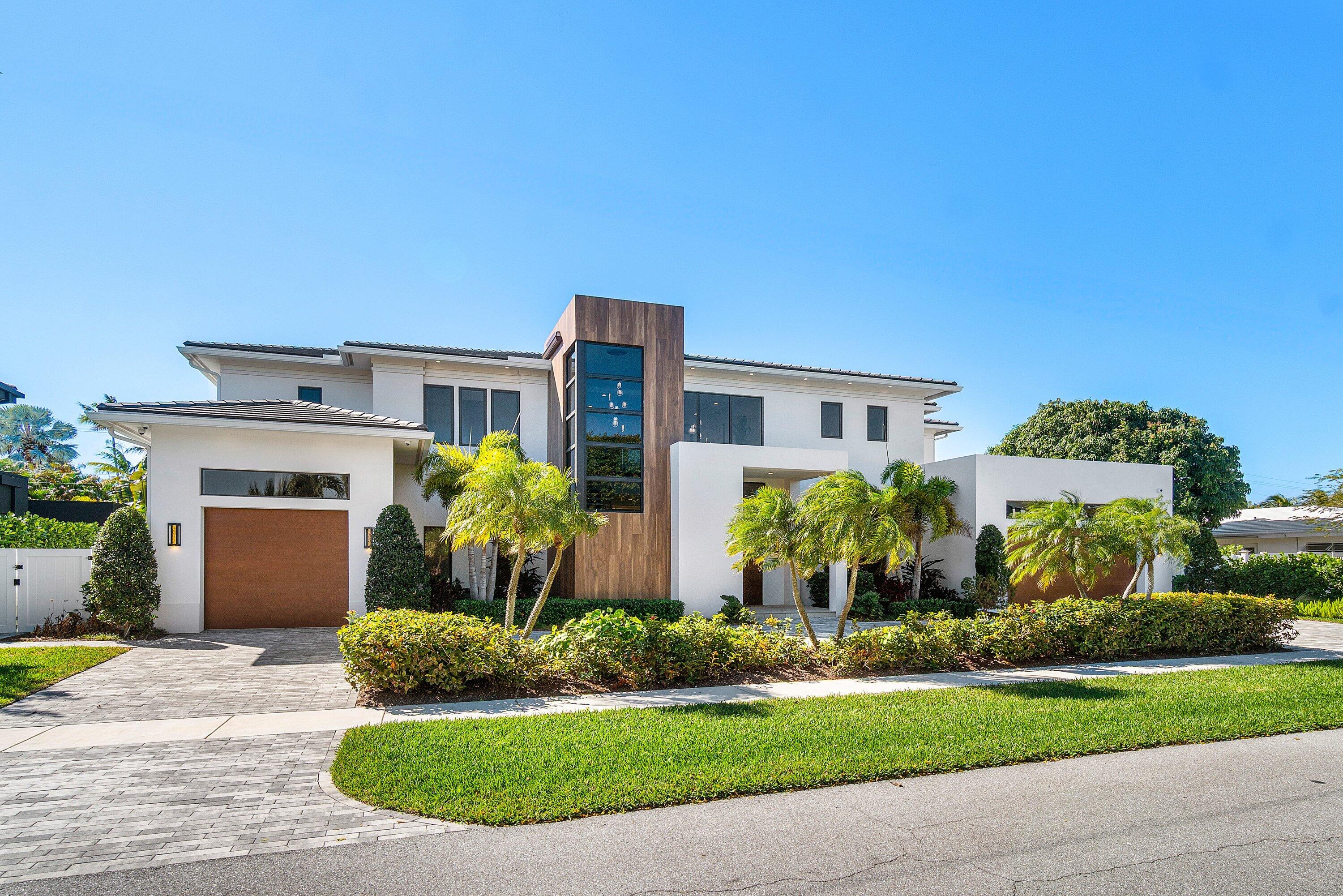 450 NE 10th Street