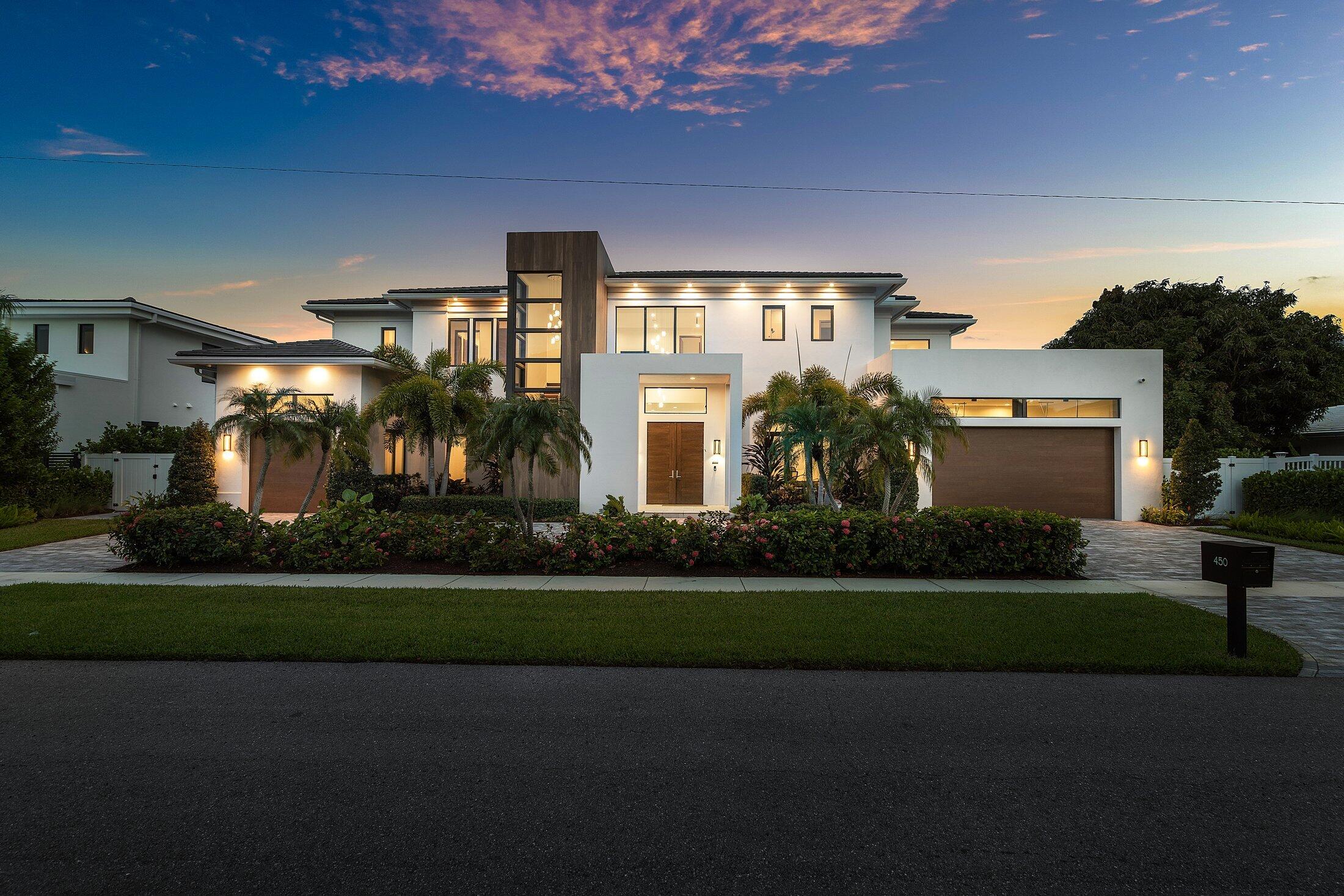 450 NE 10th Street