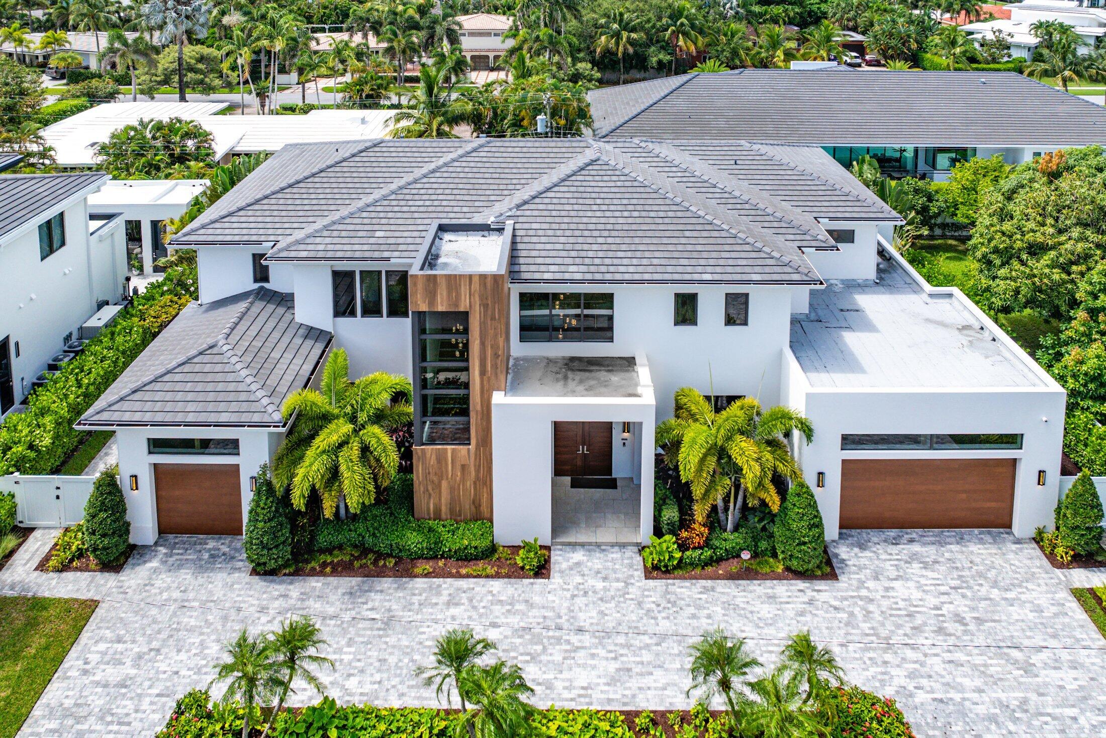 450 NE 10th Street
