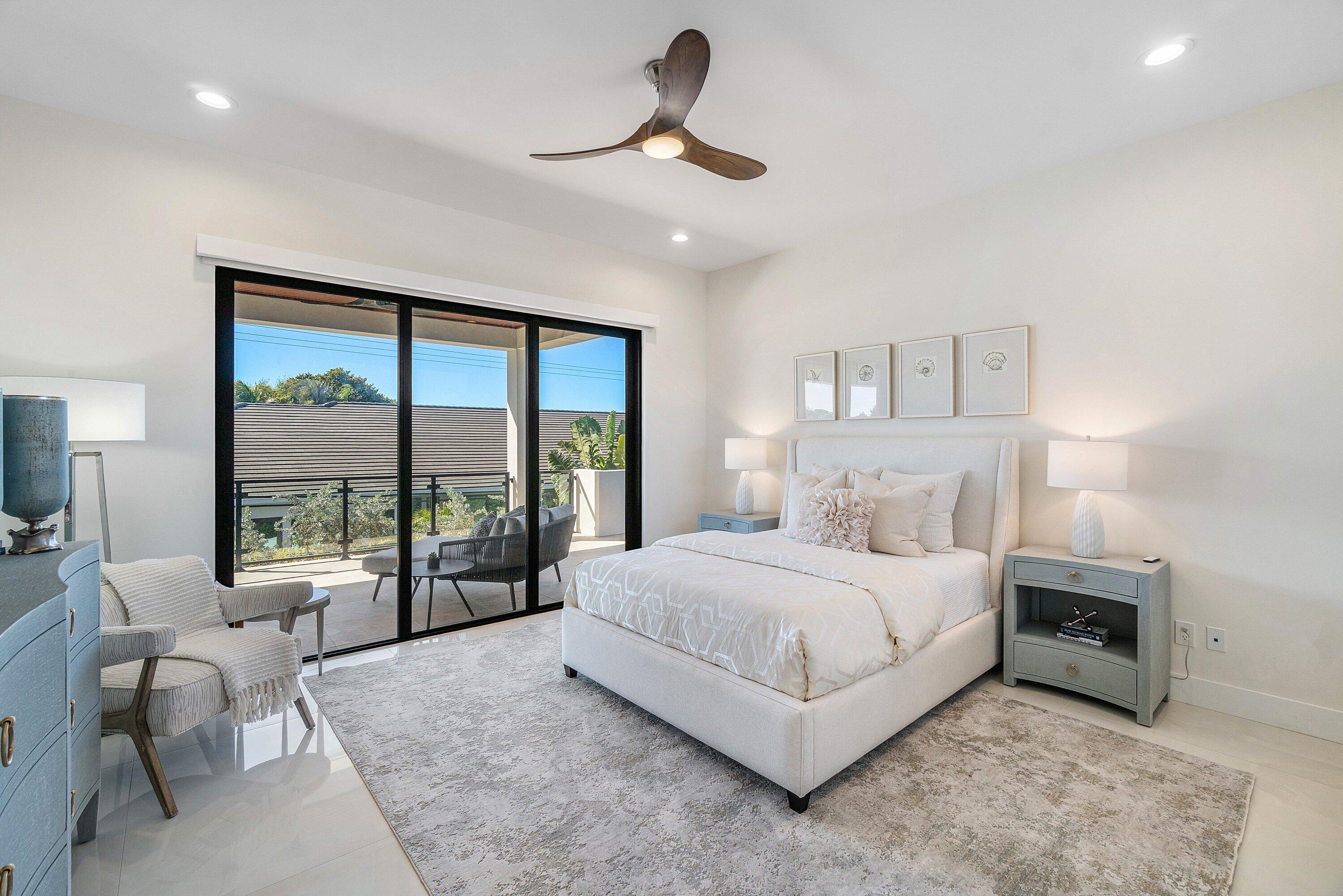 450 NE 10th Street