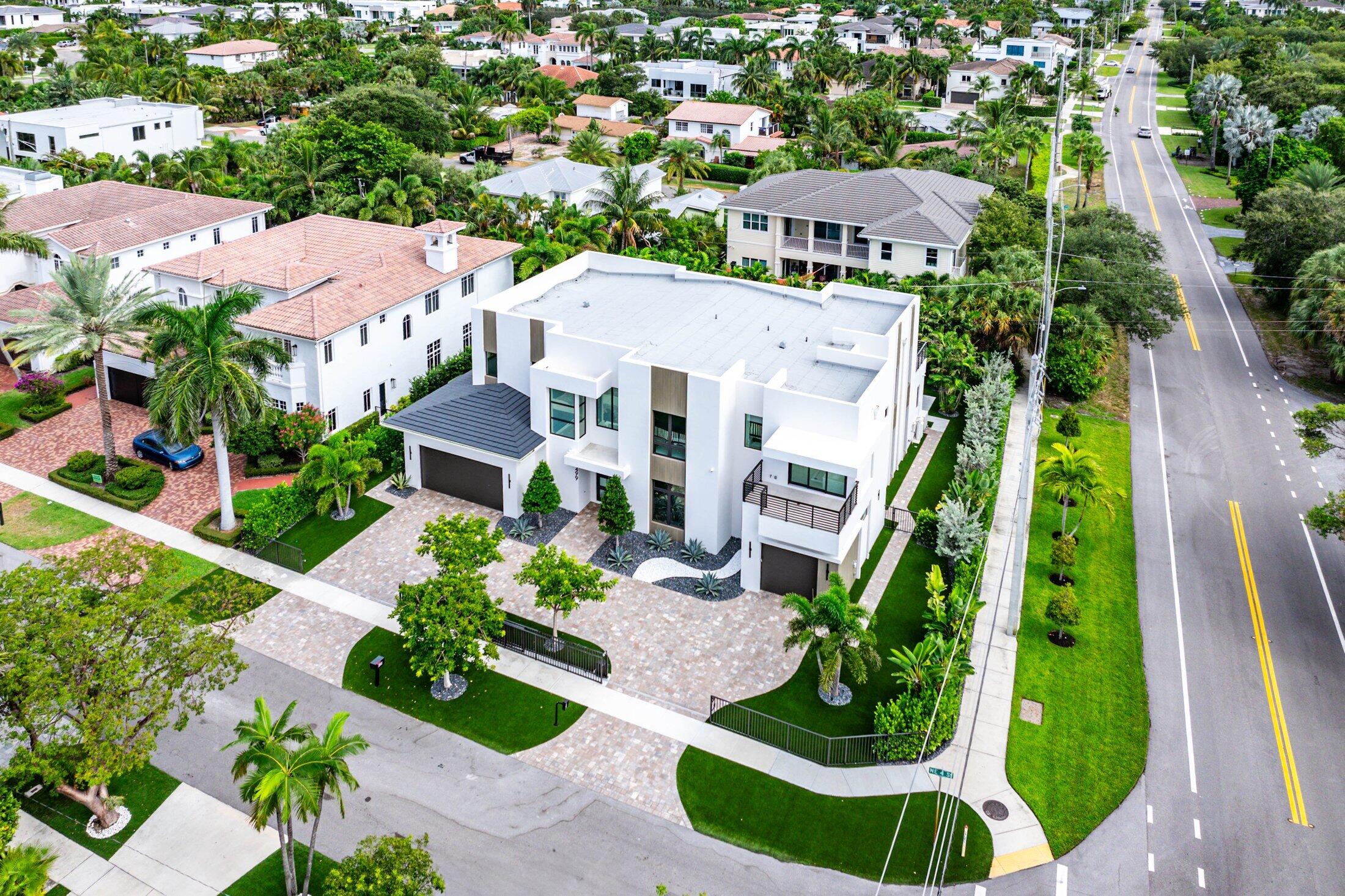 499 NE 4th Street