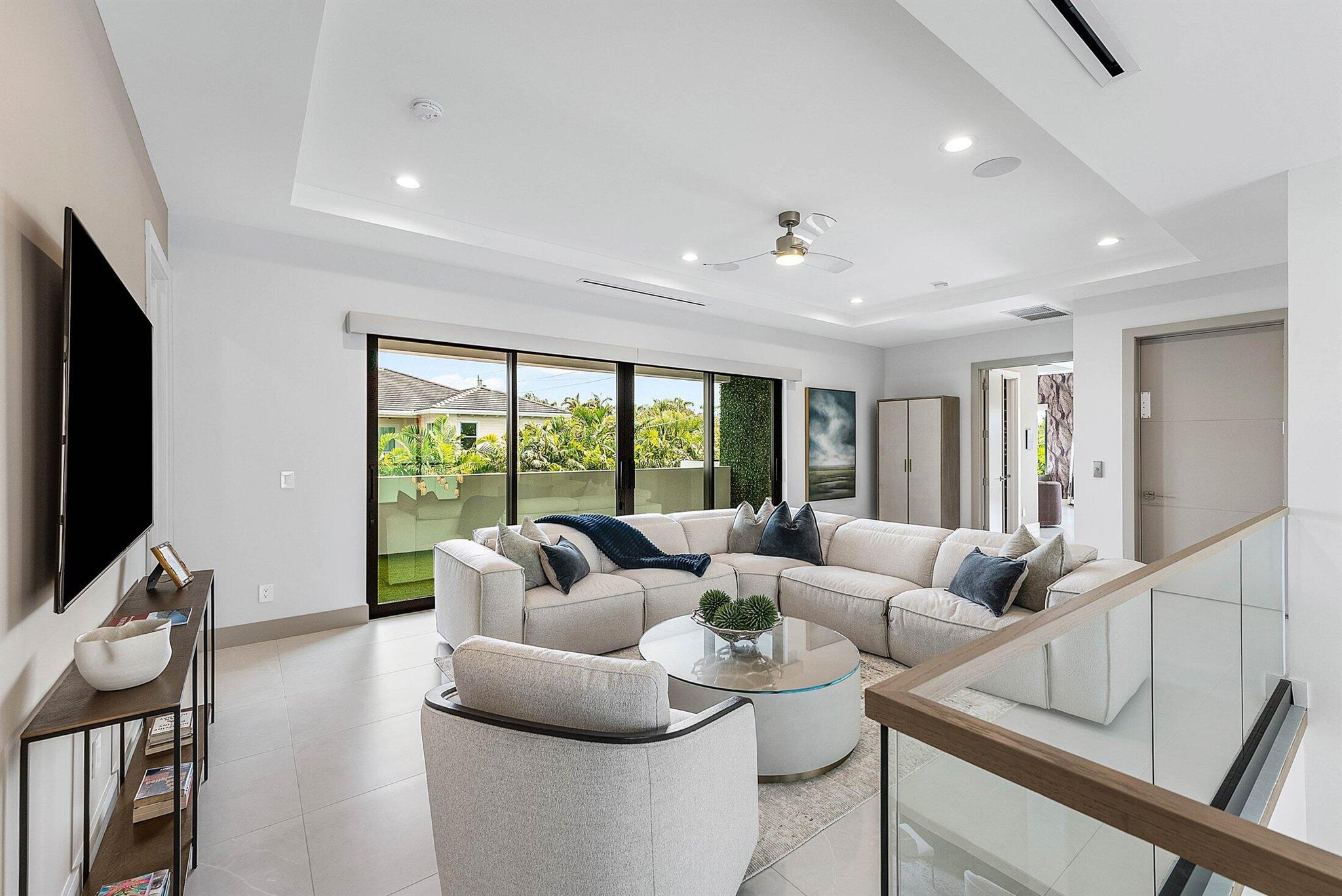 499 NE 4th Street