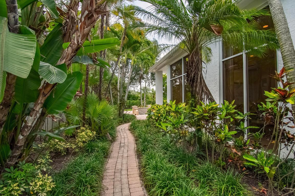 7837 Villa D Este Way