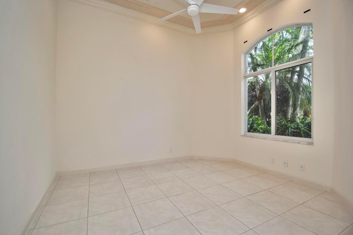 7837 Villa D Este Way