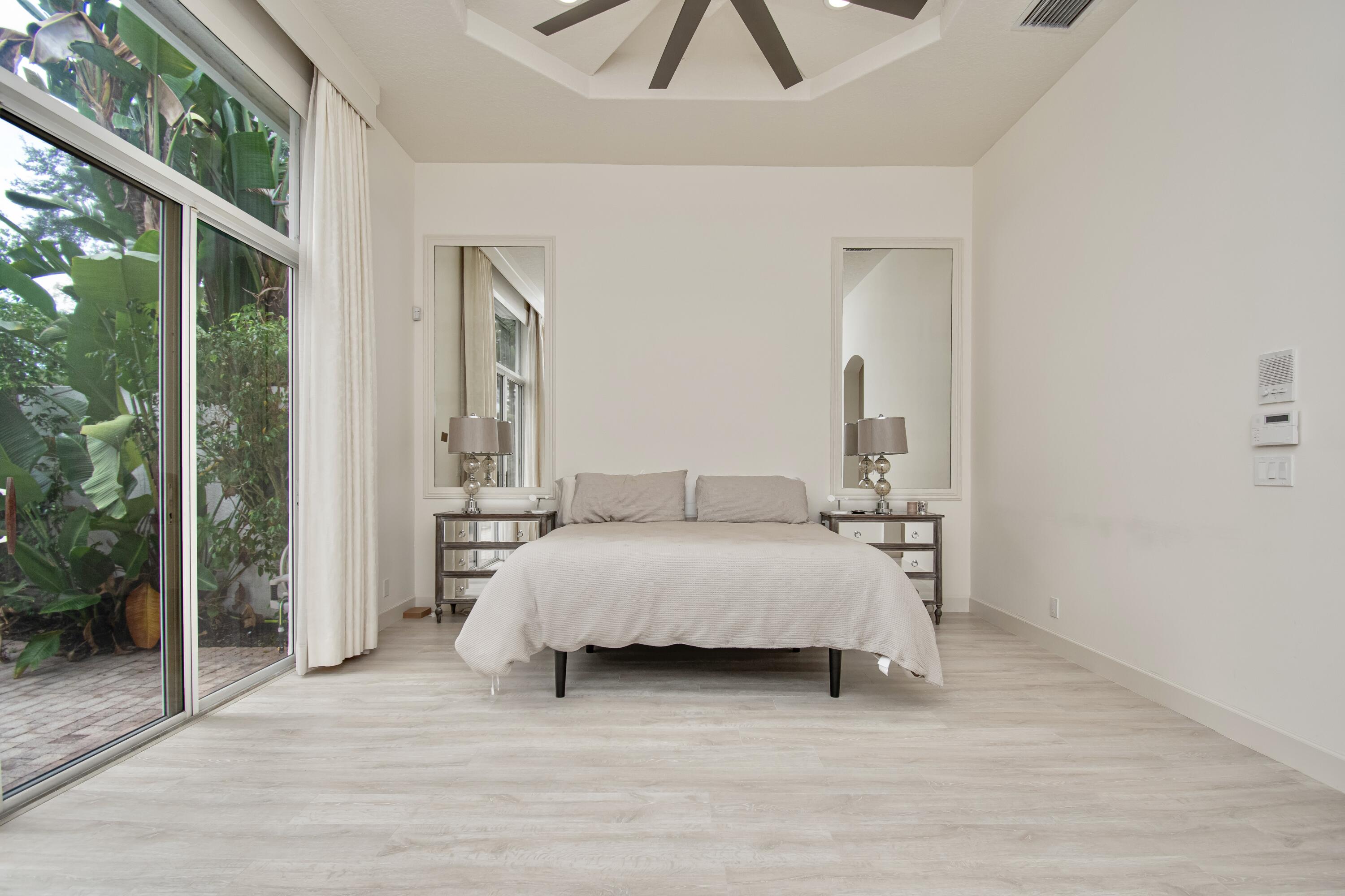 7837 Villa D Este Way