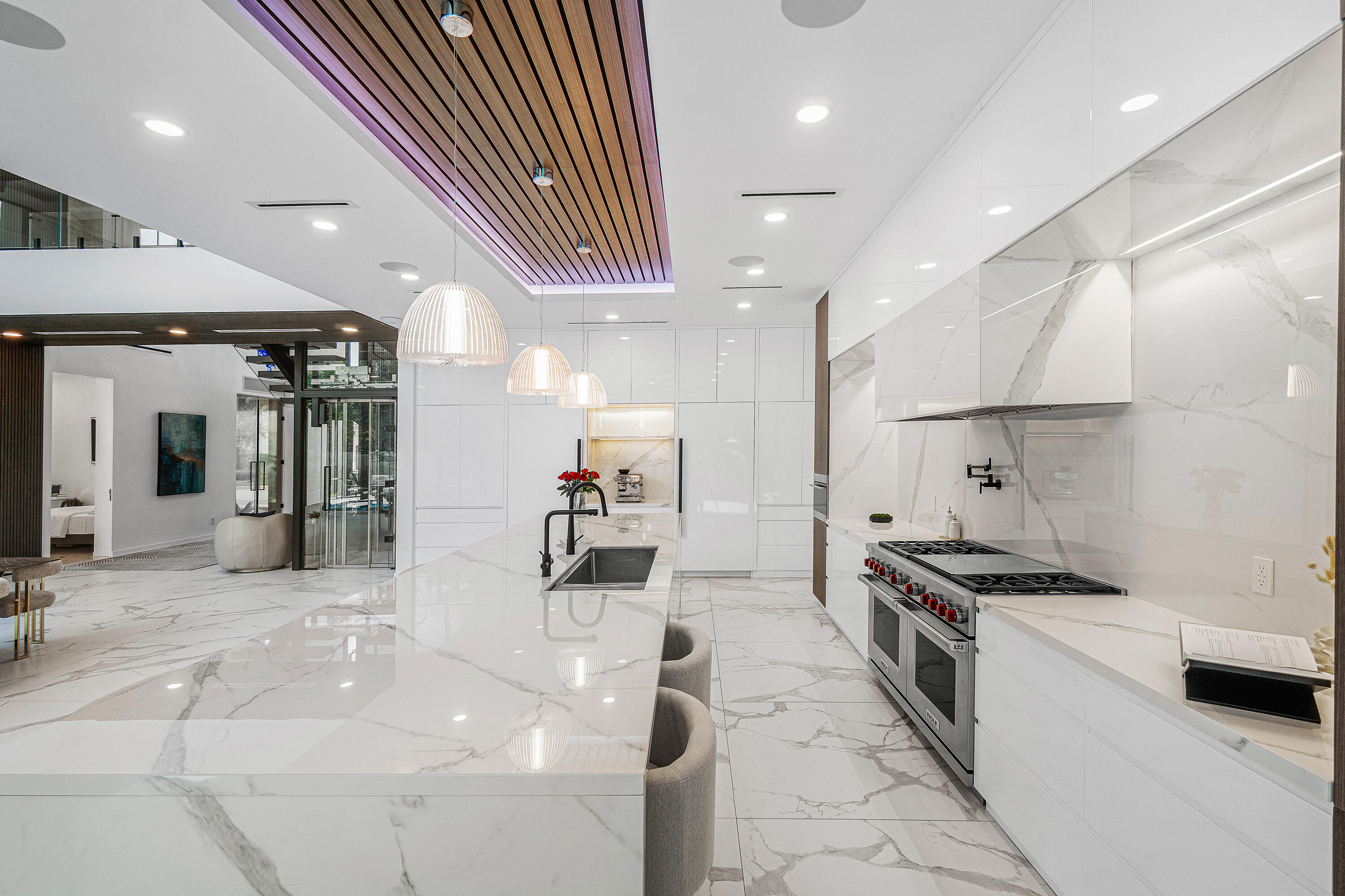 245 NE 6th Court