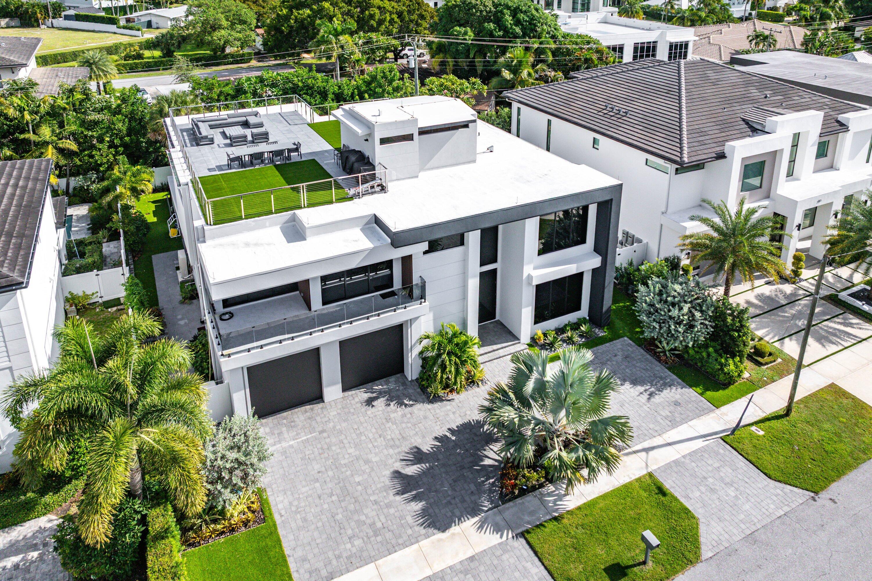 245 NE 6th Court