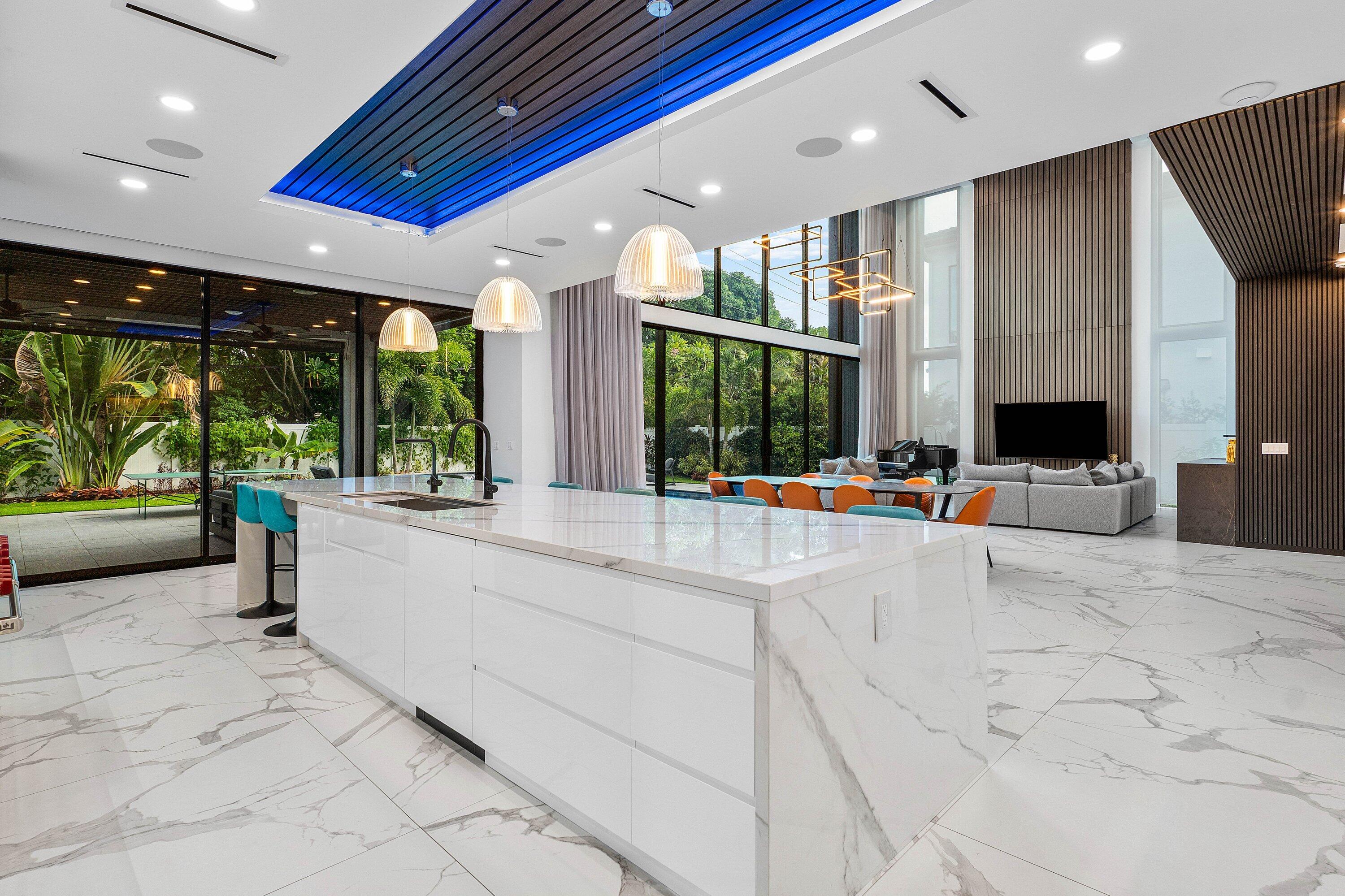 245 NE 6th Court