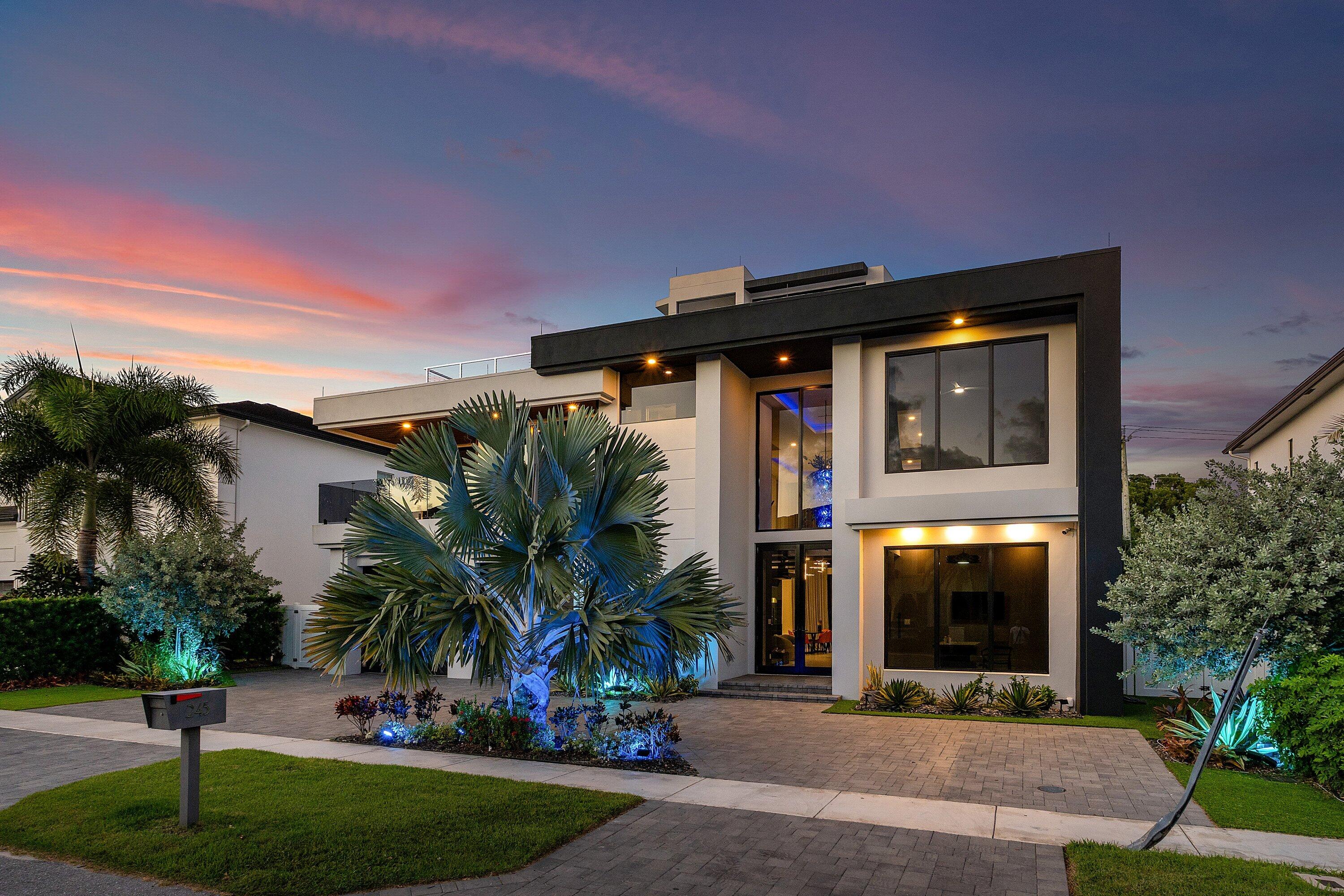 245 NE 6th Court