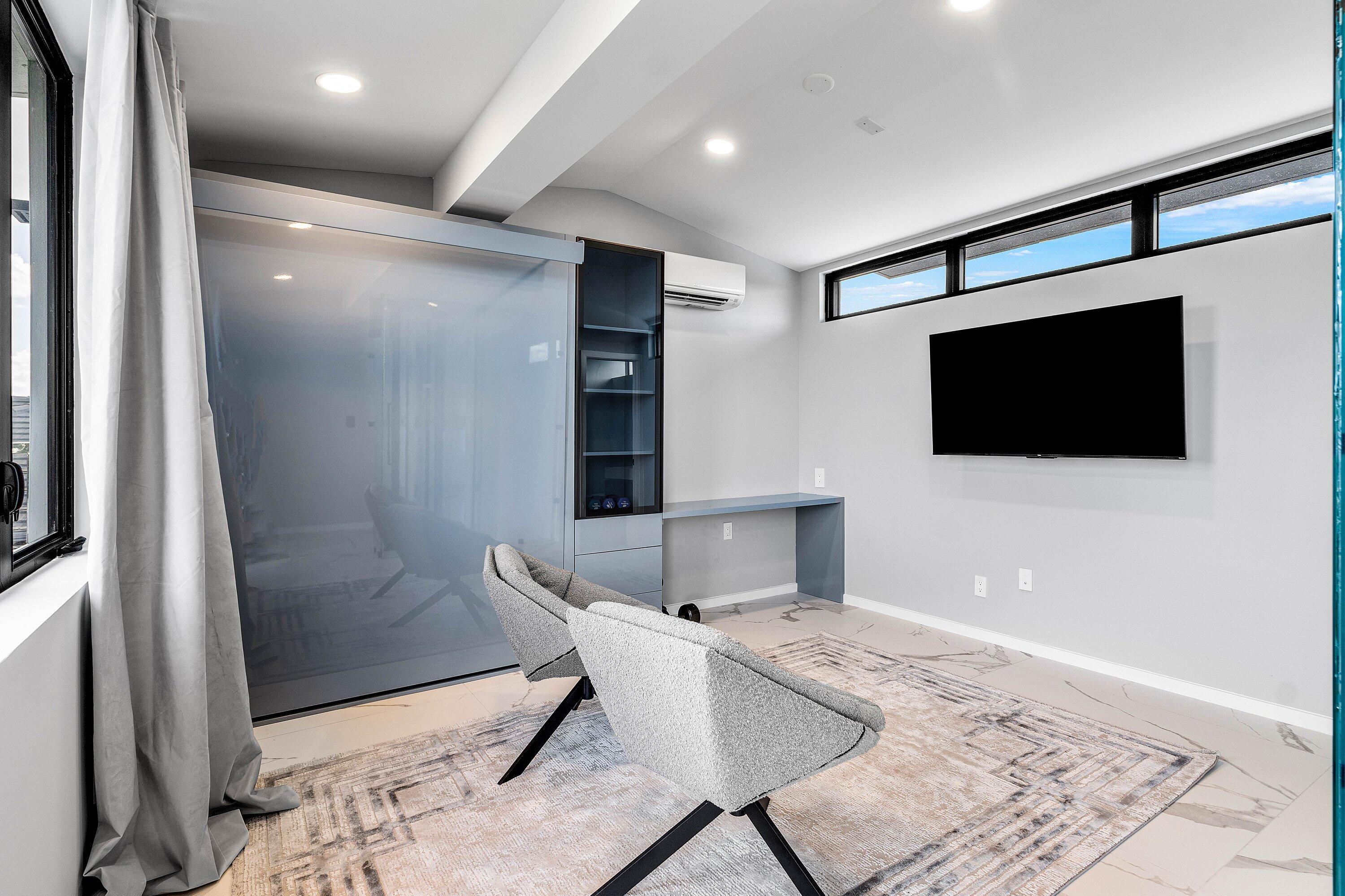 245 NE 6th Court