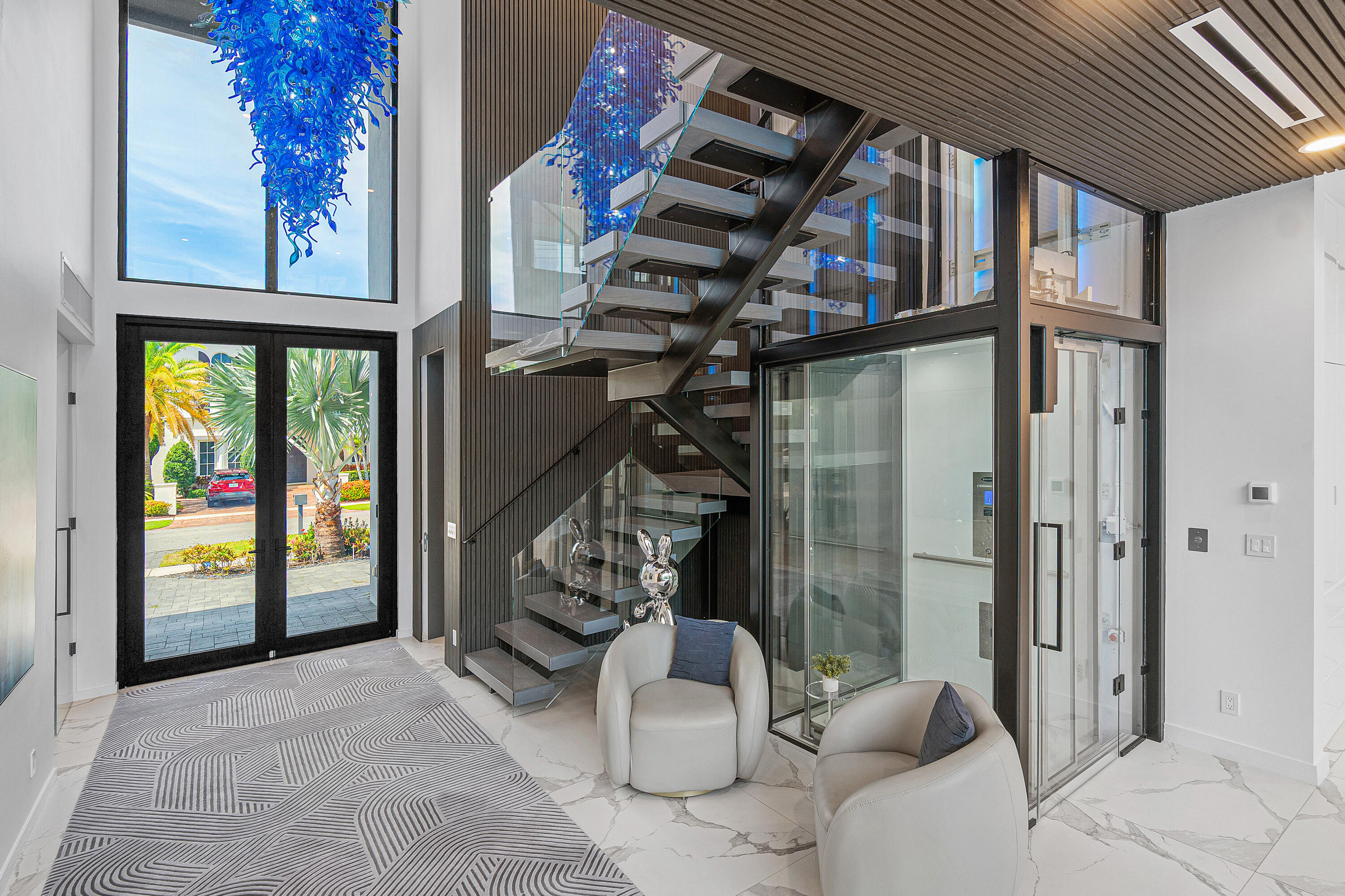 245 NE 6th Court