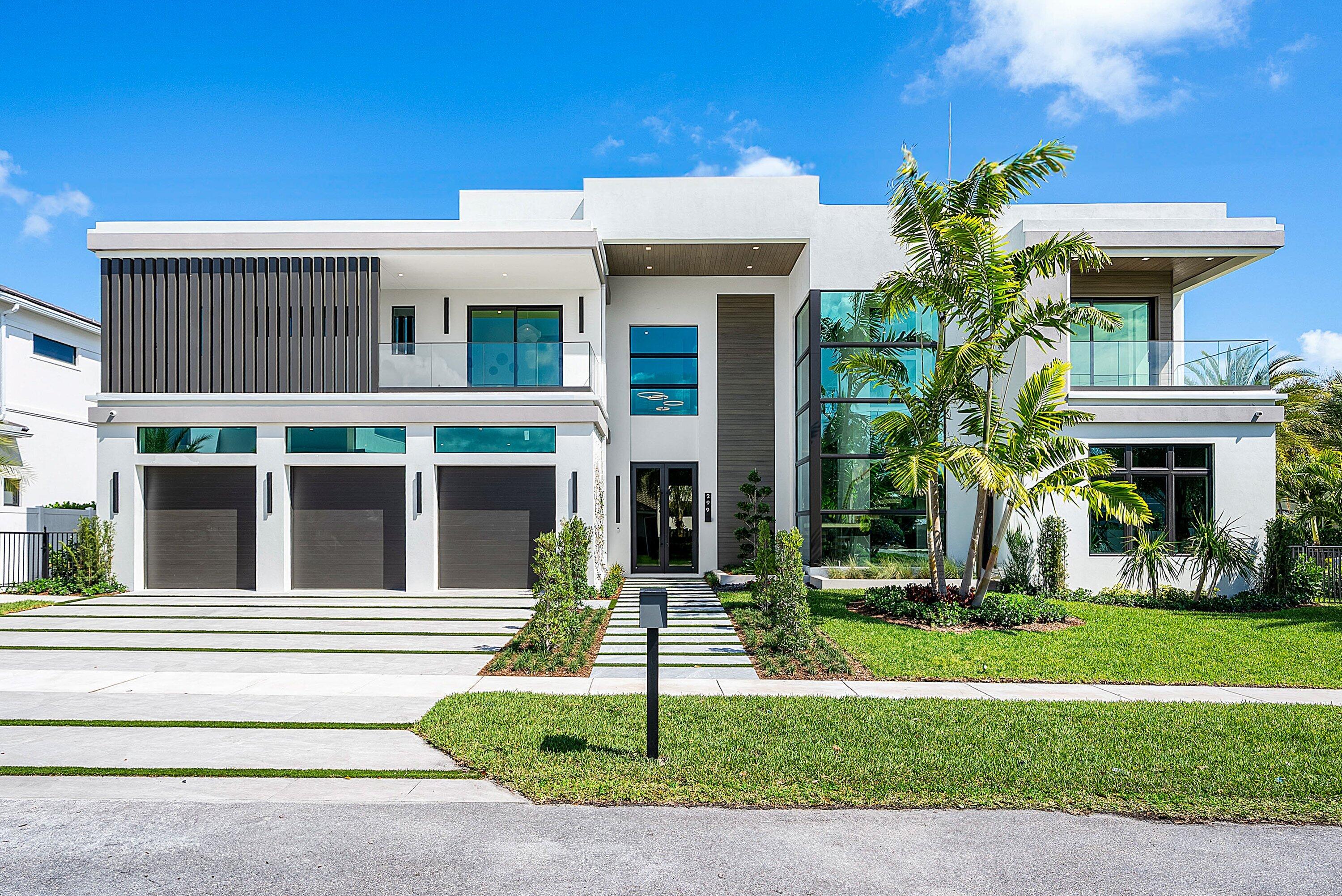 299 NE 7th Street