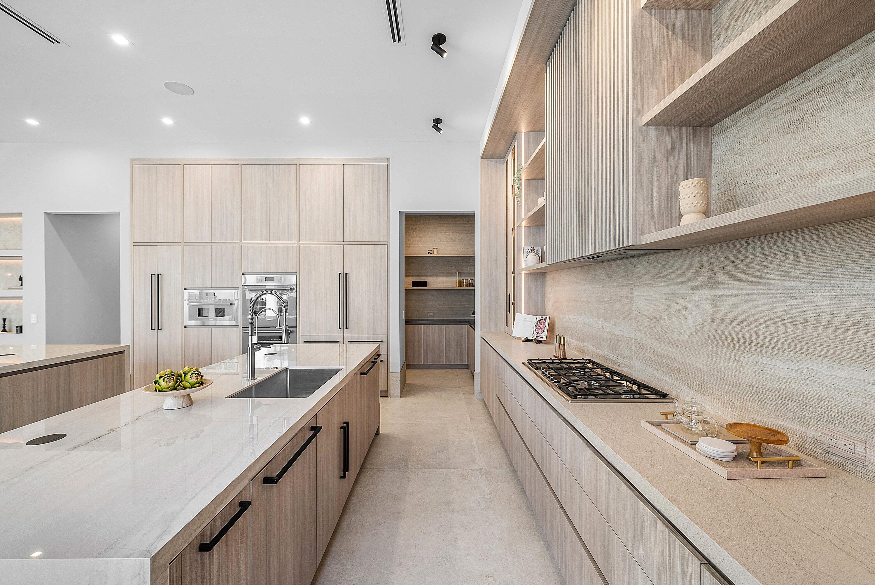 299 NE 7th Street