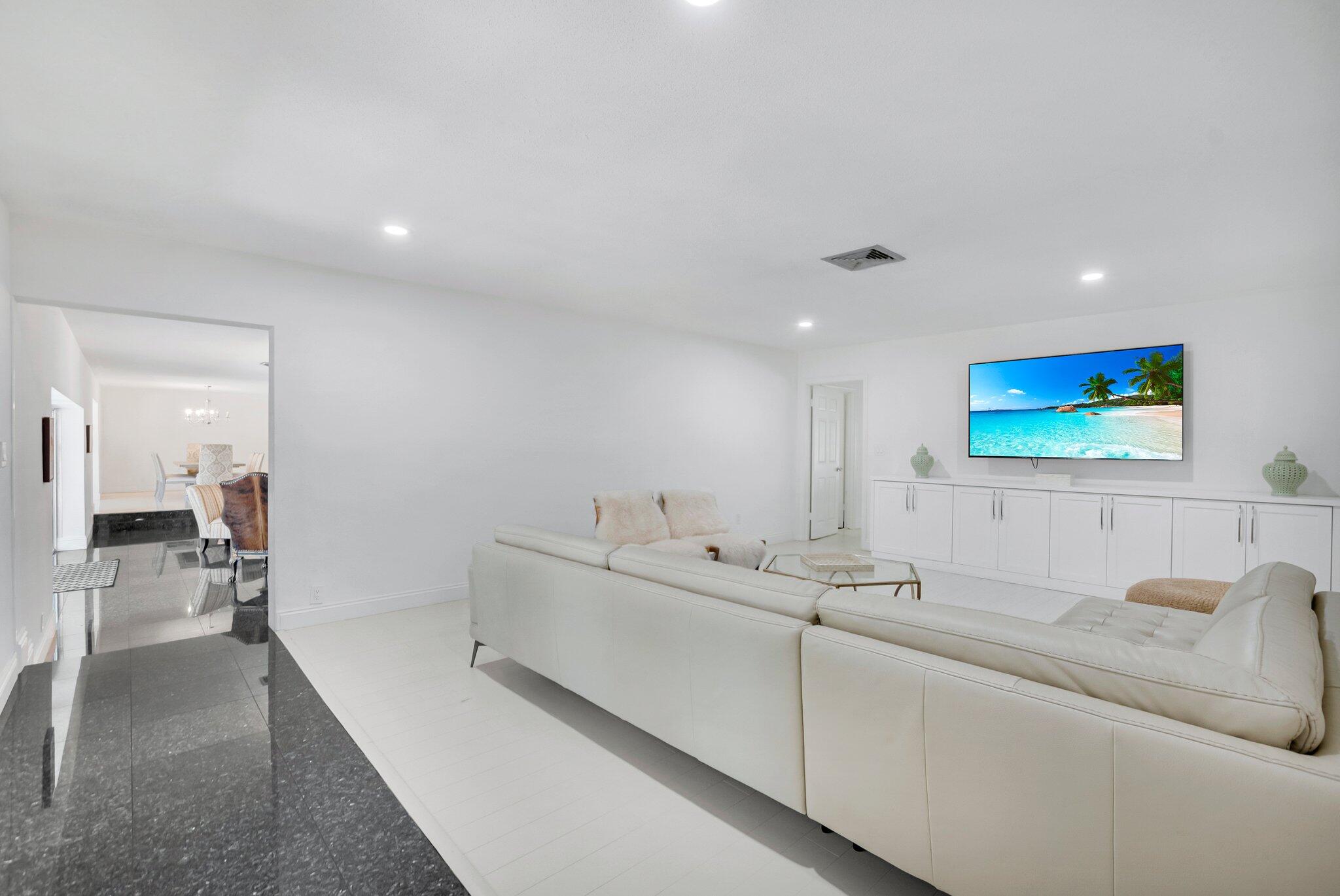 800 SW 17th Street