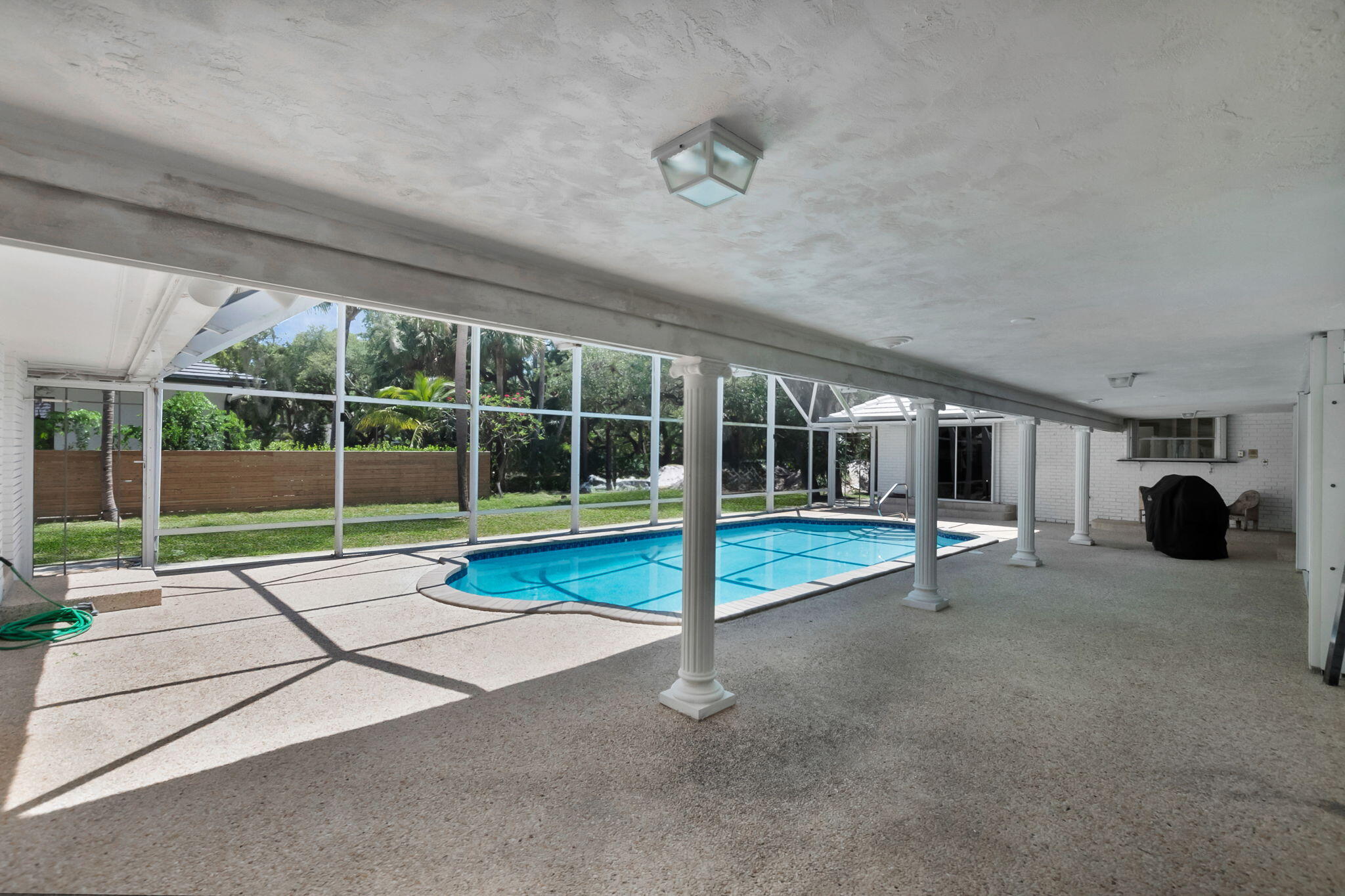 800 SW 17th Street