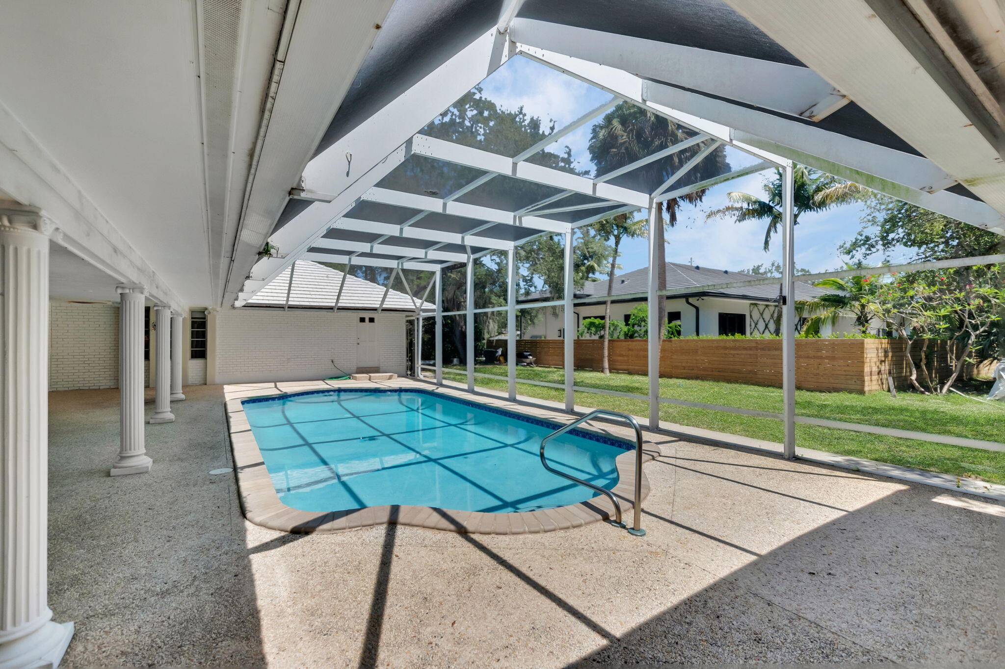 800 SW 17th Street