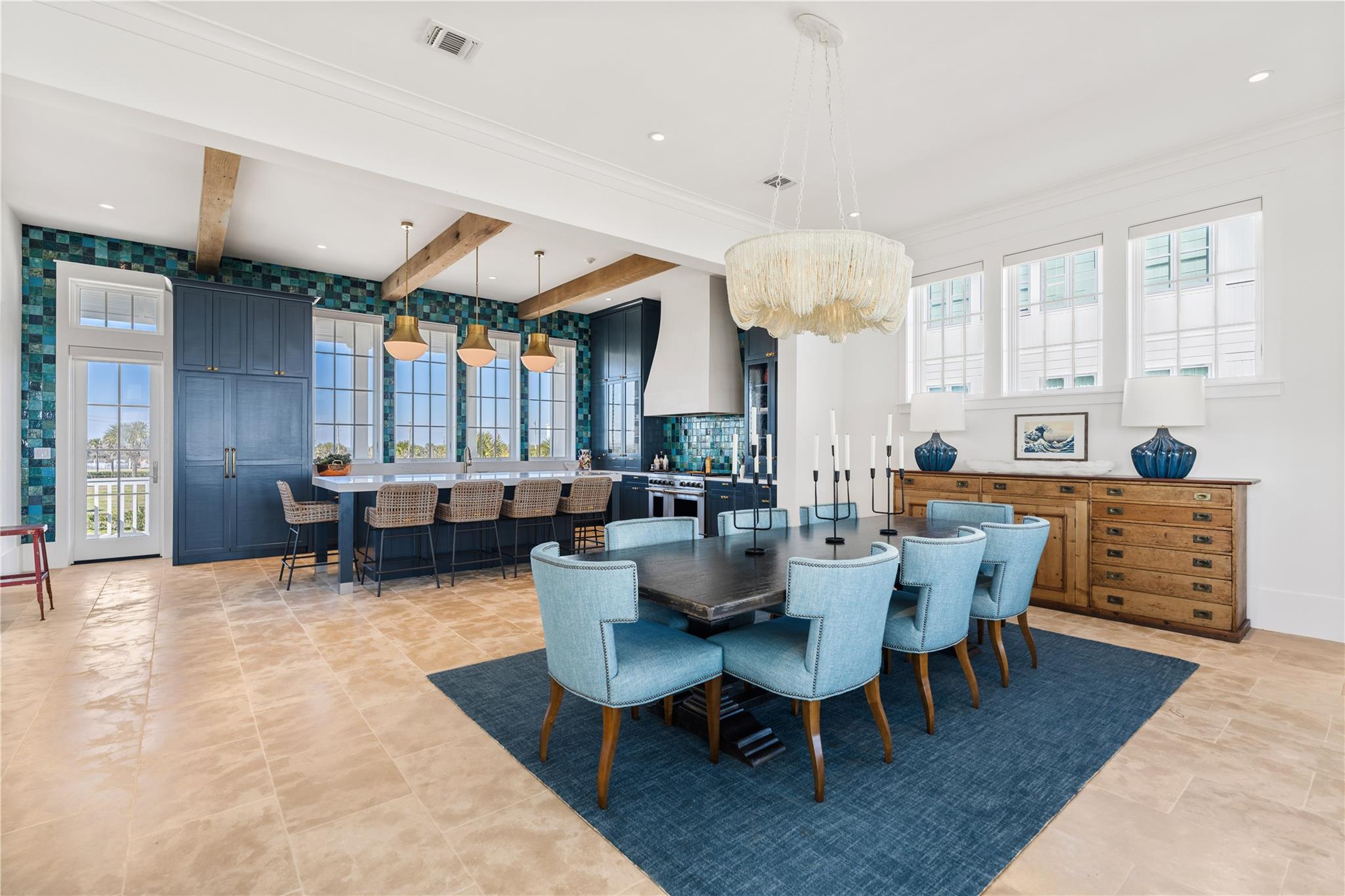 2409 E Seaside Drive