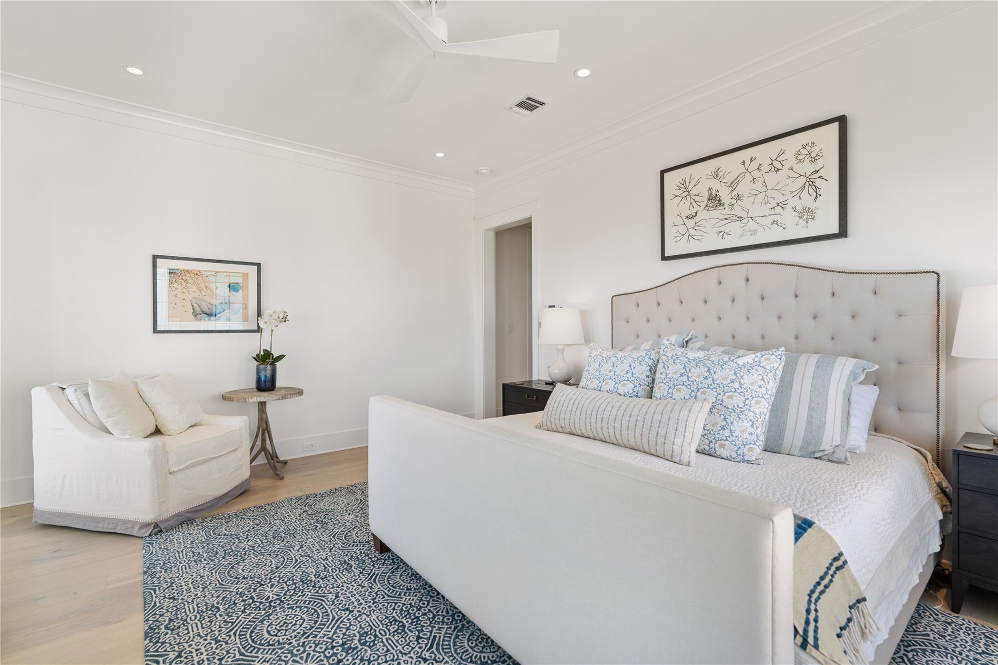 2409 E Seaside Drive