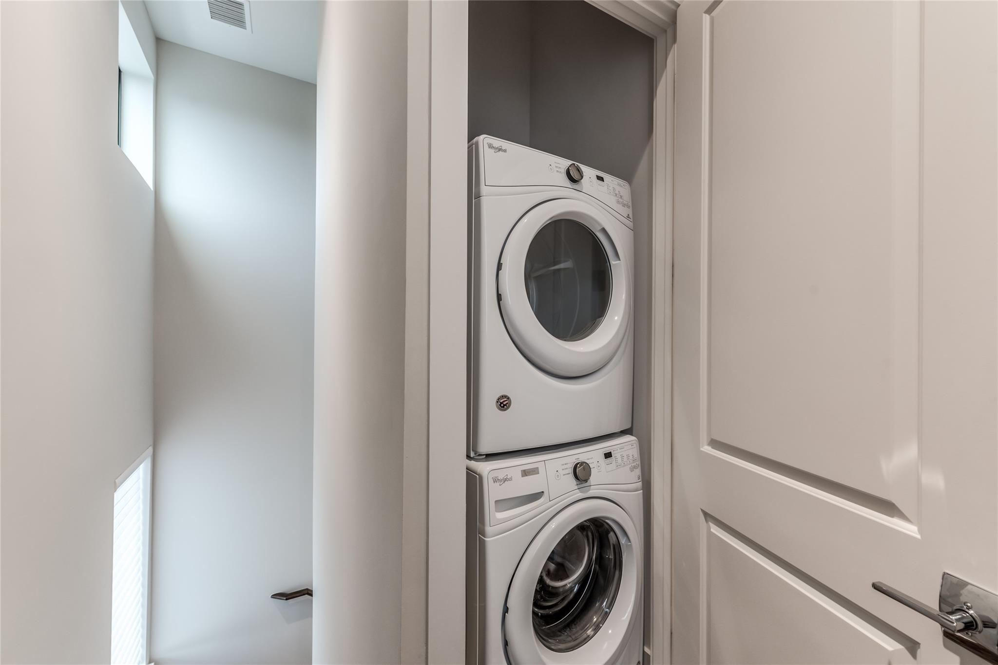 1004 California Street # 402