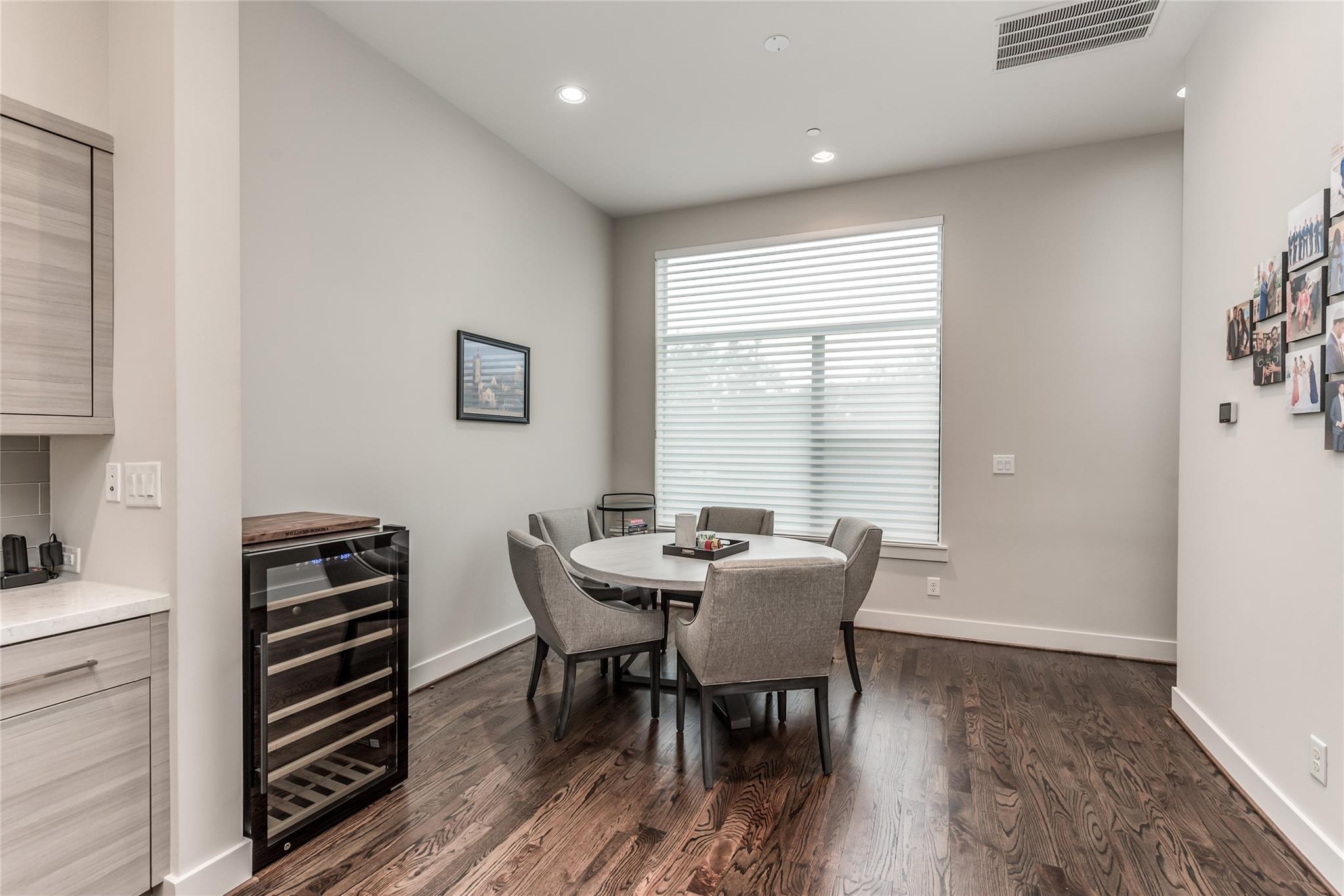 1004 California Street # 402