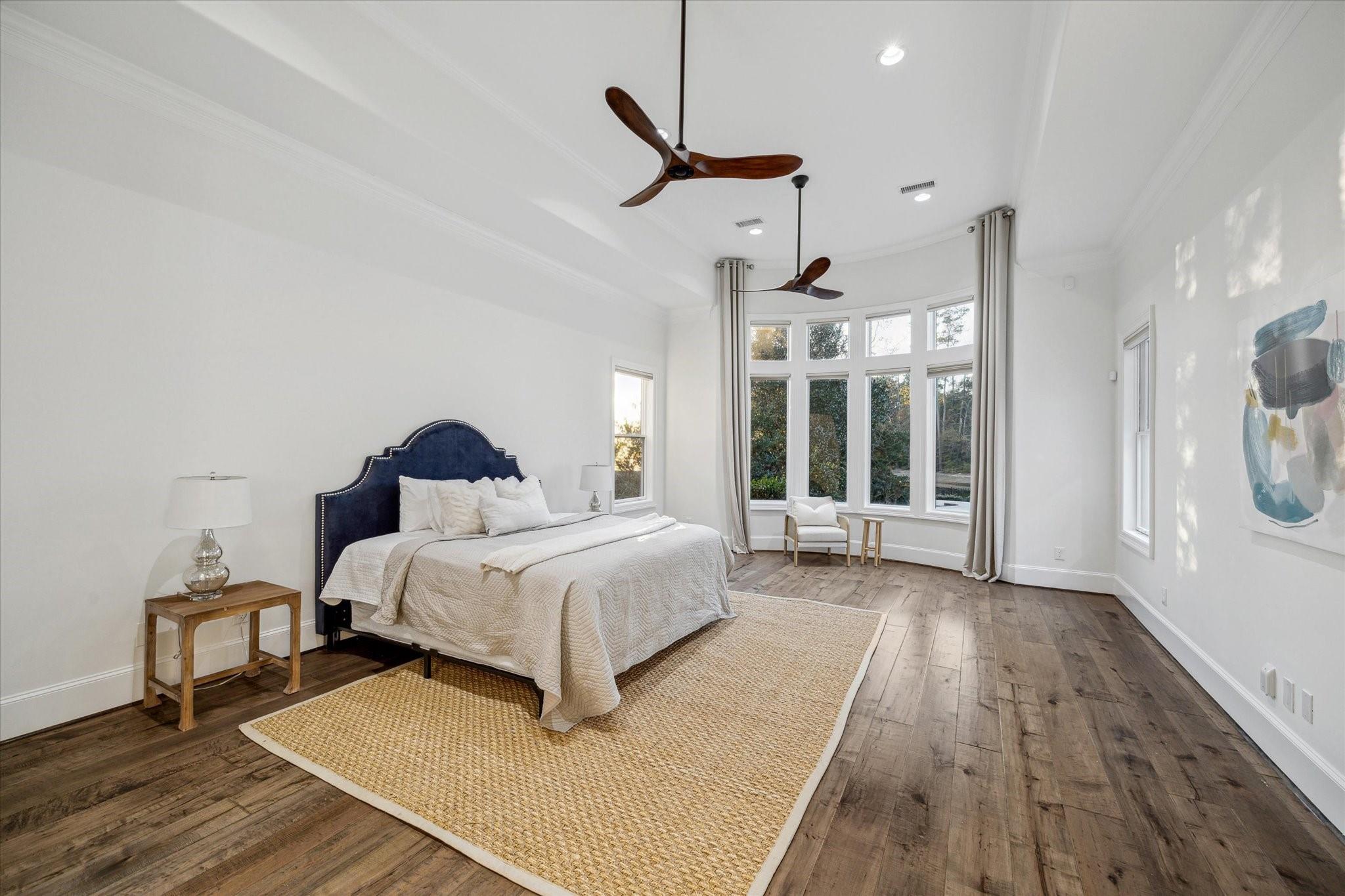 10 Broadwater Court