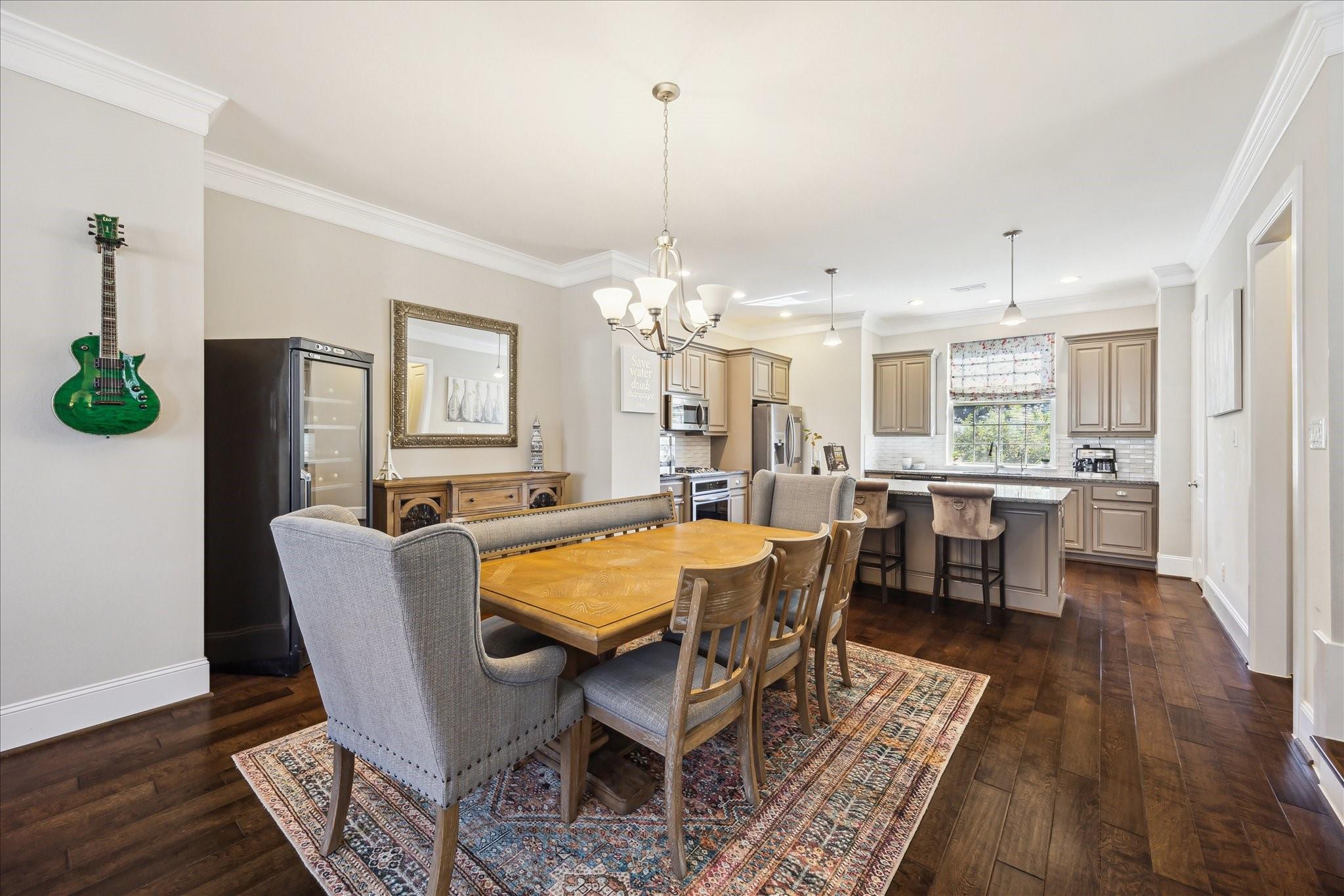 6735 Highclere Manor Lane