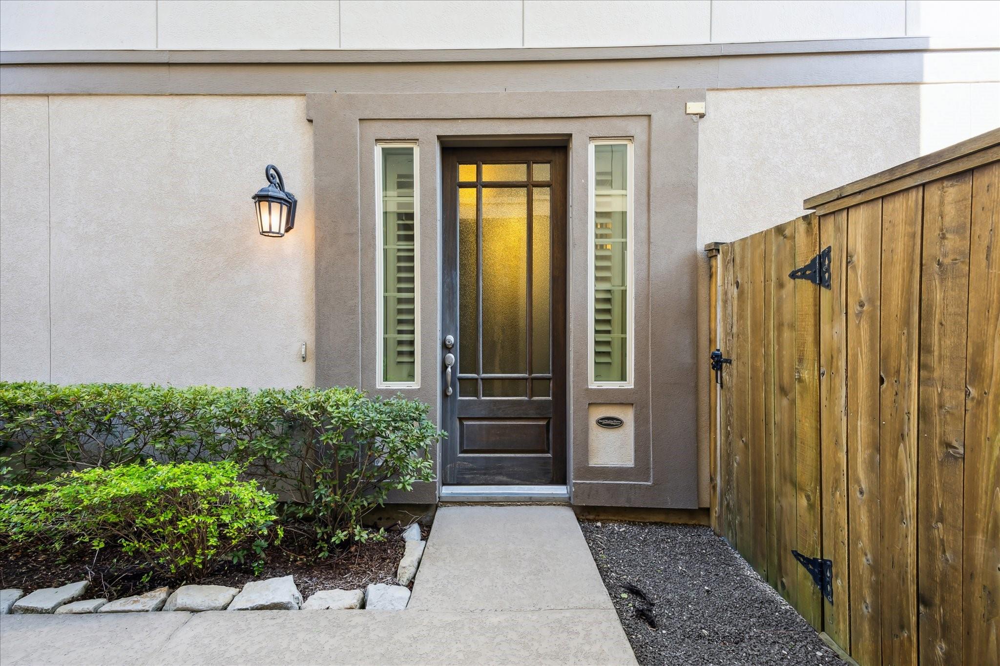 6735 Highclere Manor Lane