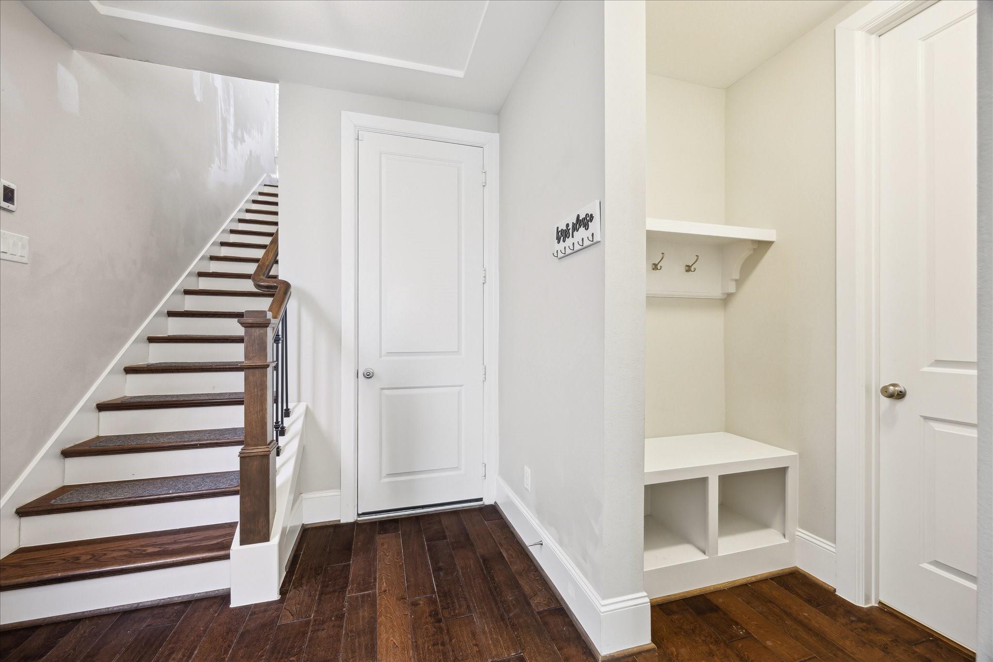 6735 Highclere Manor Lane