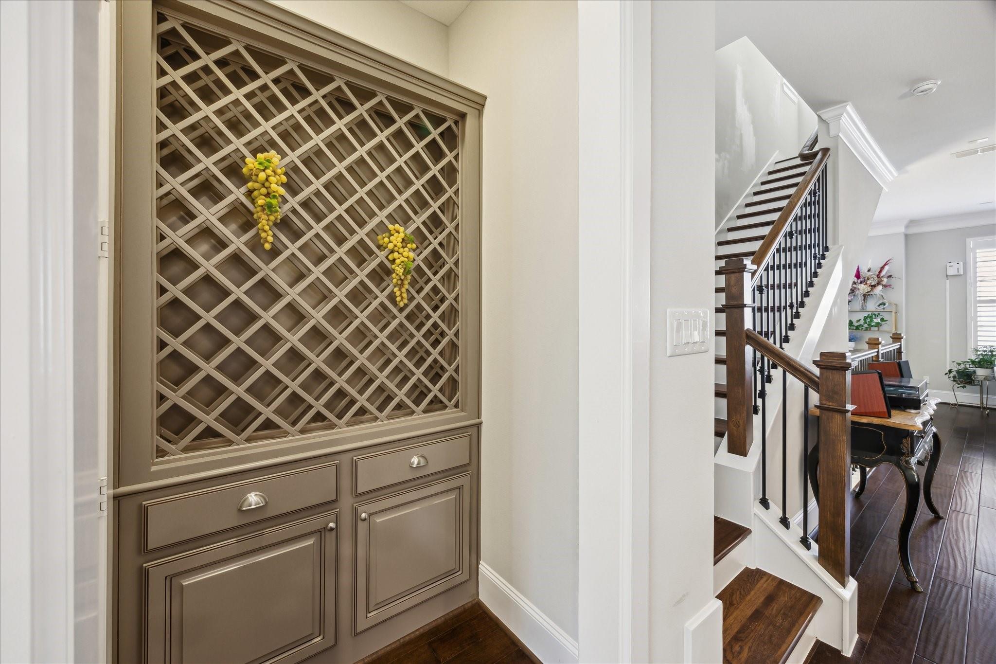 6735 Highclere Manor Lane