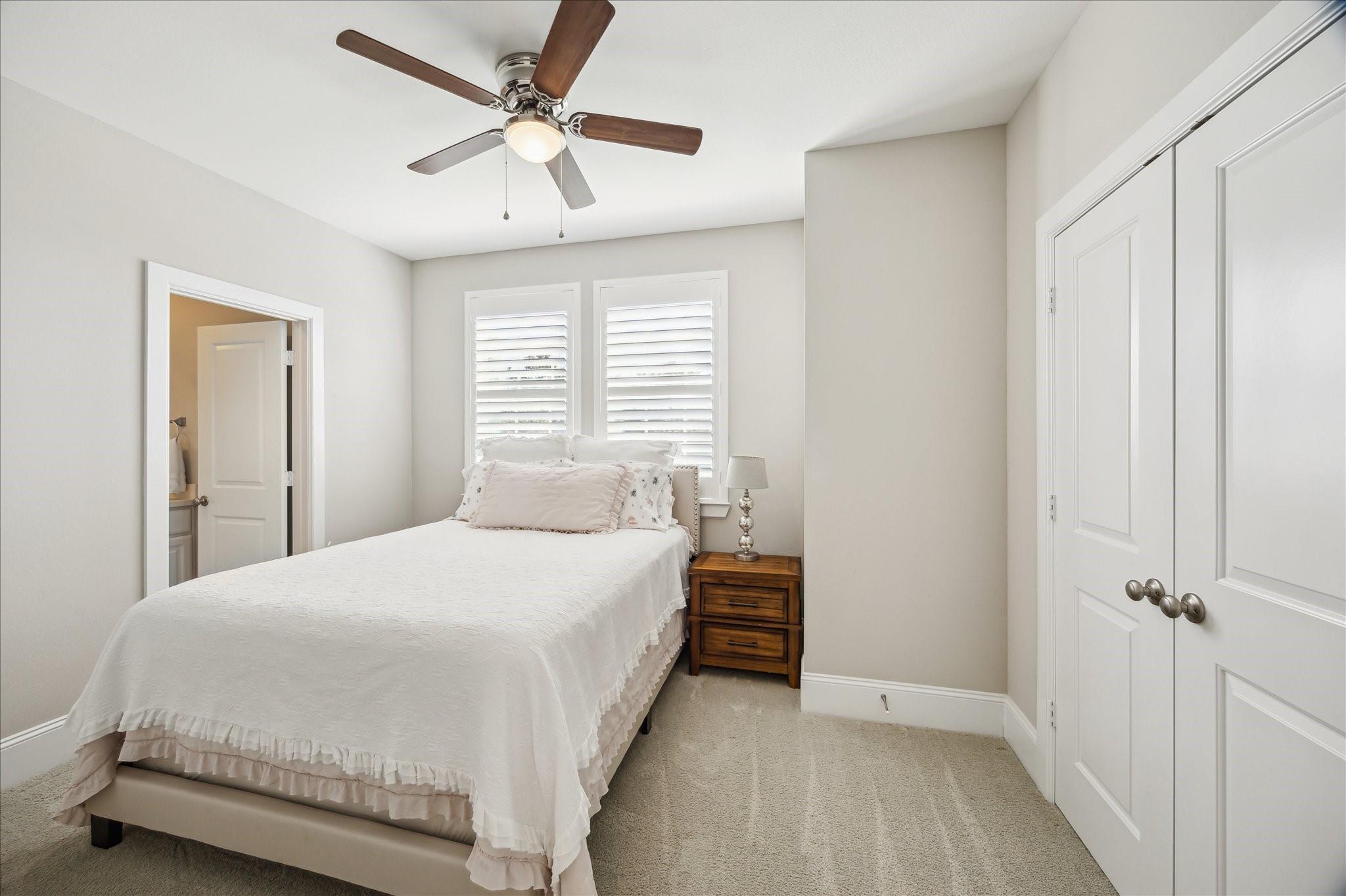 6735 Highclere Manor Lane