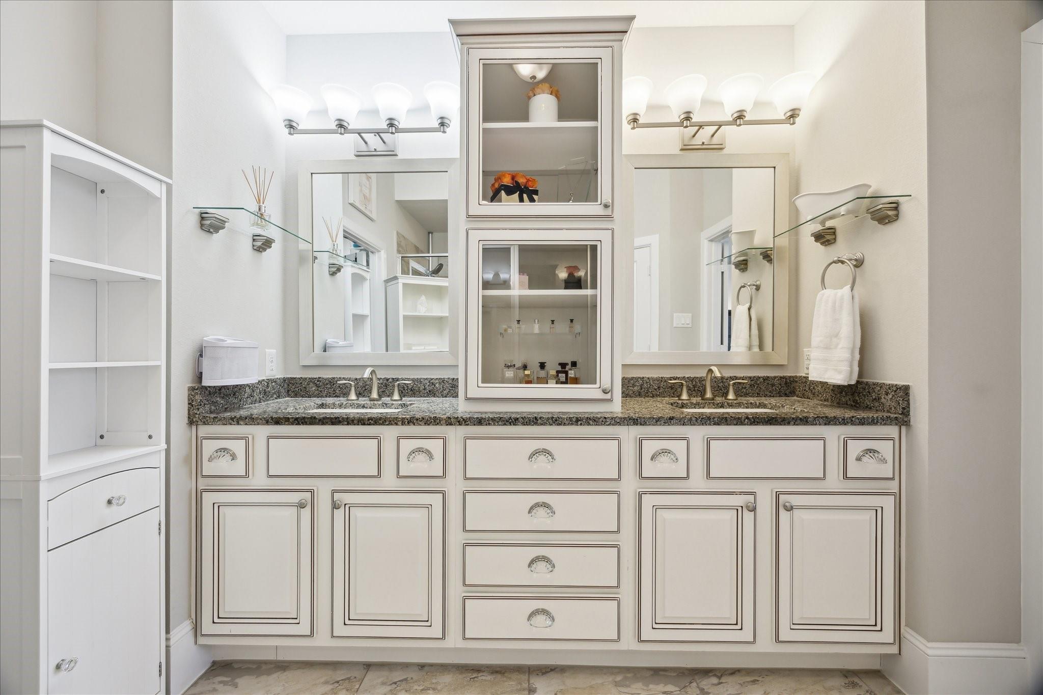 6735 Highclere Manor Lane