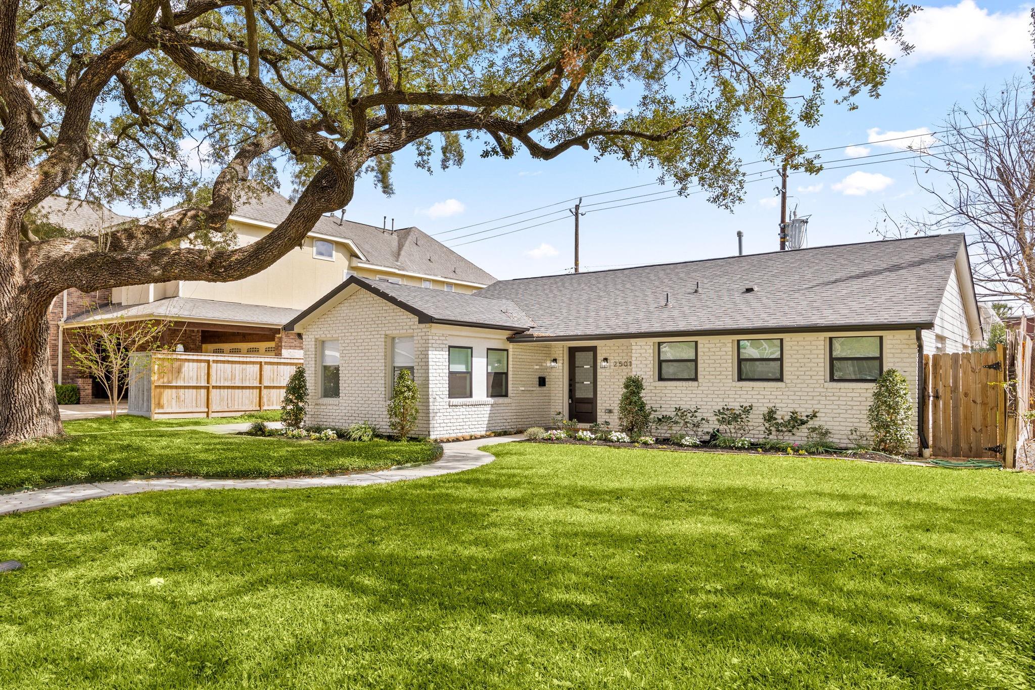 2501 Briarhurst Drive