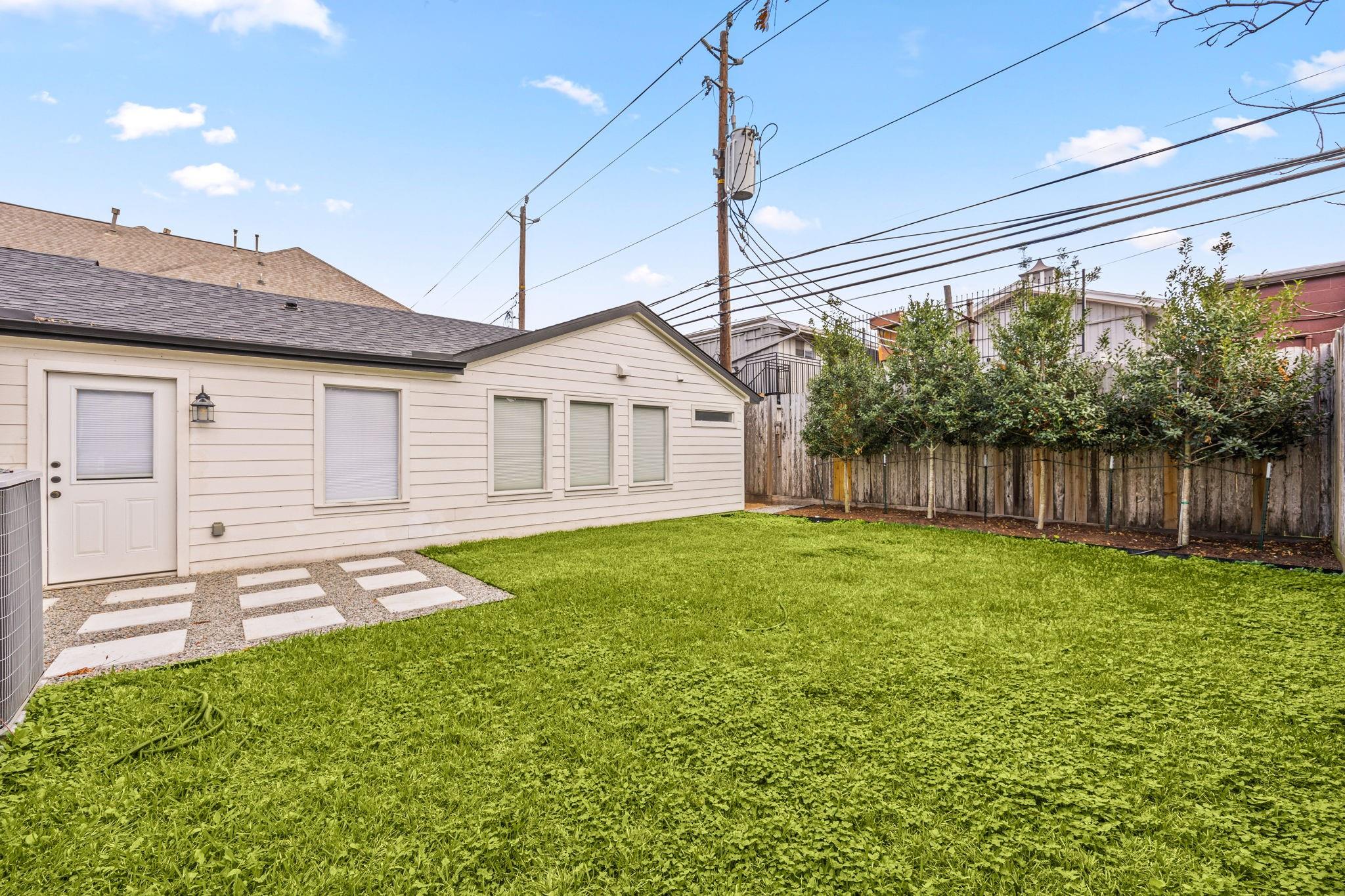 2501 Briarhurst Drive