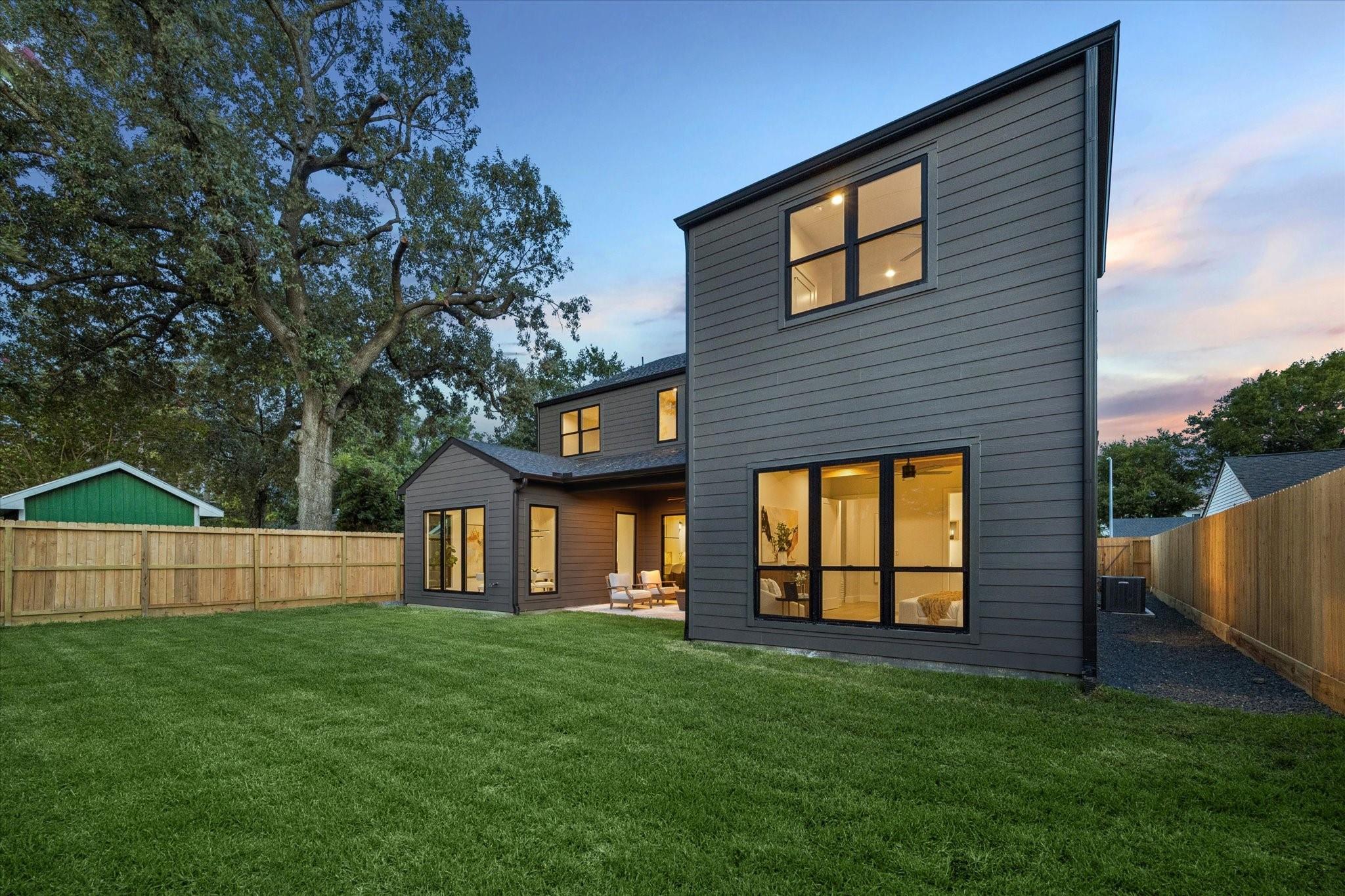 1212 Candlelight Lane
