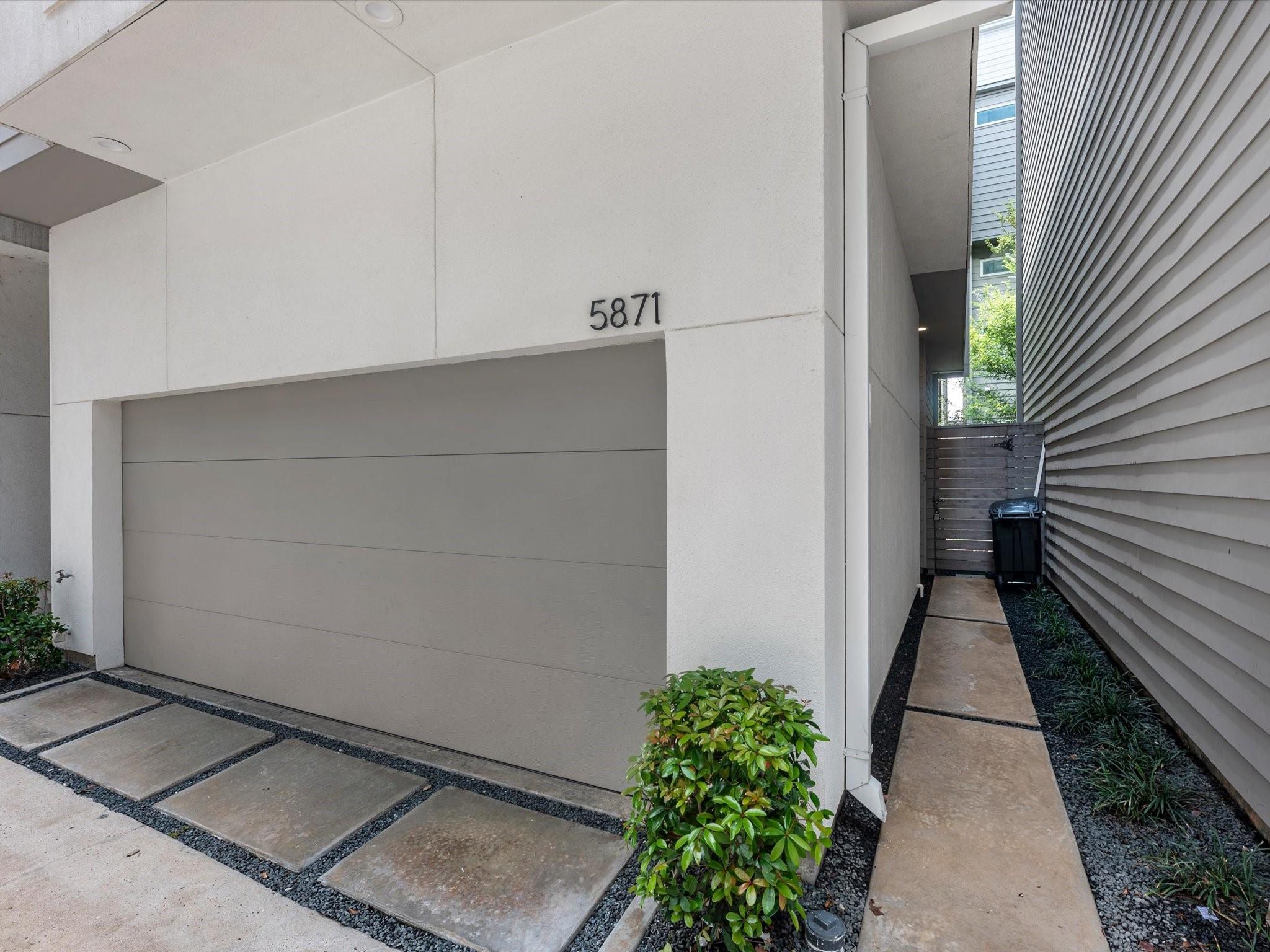 5871 E Post Oak Lane