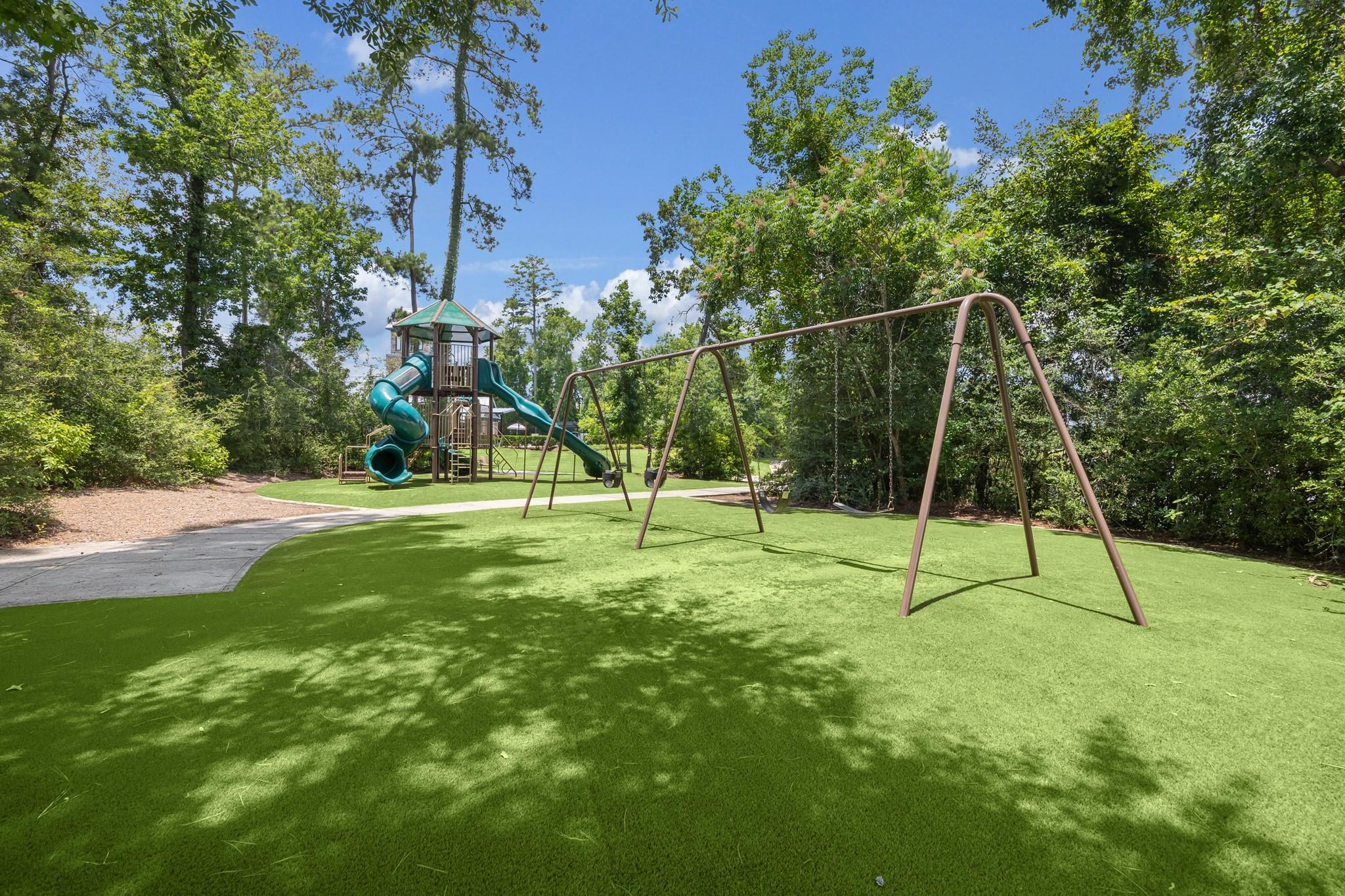 1046 Lakemont Bend Lane