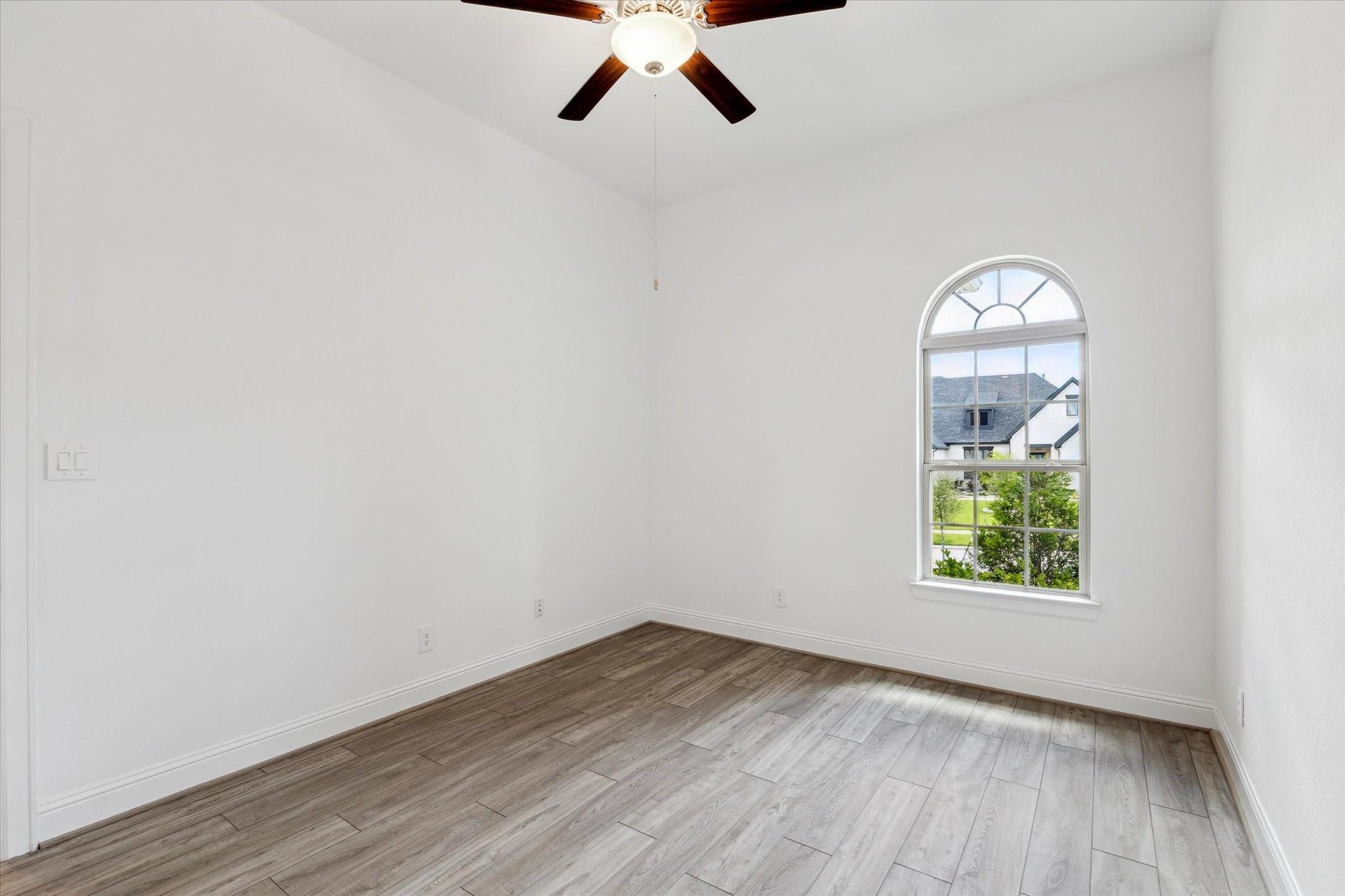 1046 Lakemont Bend Lane