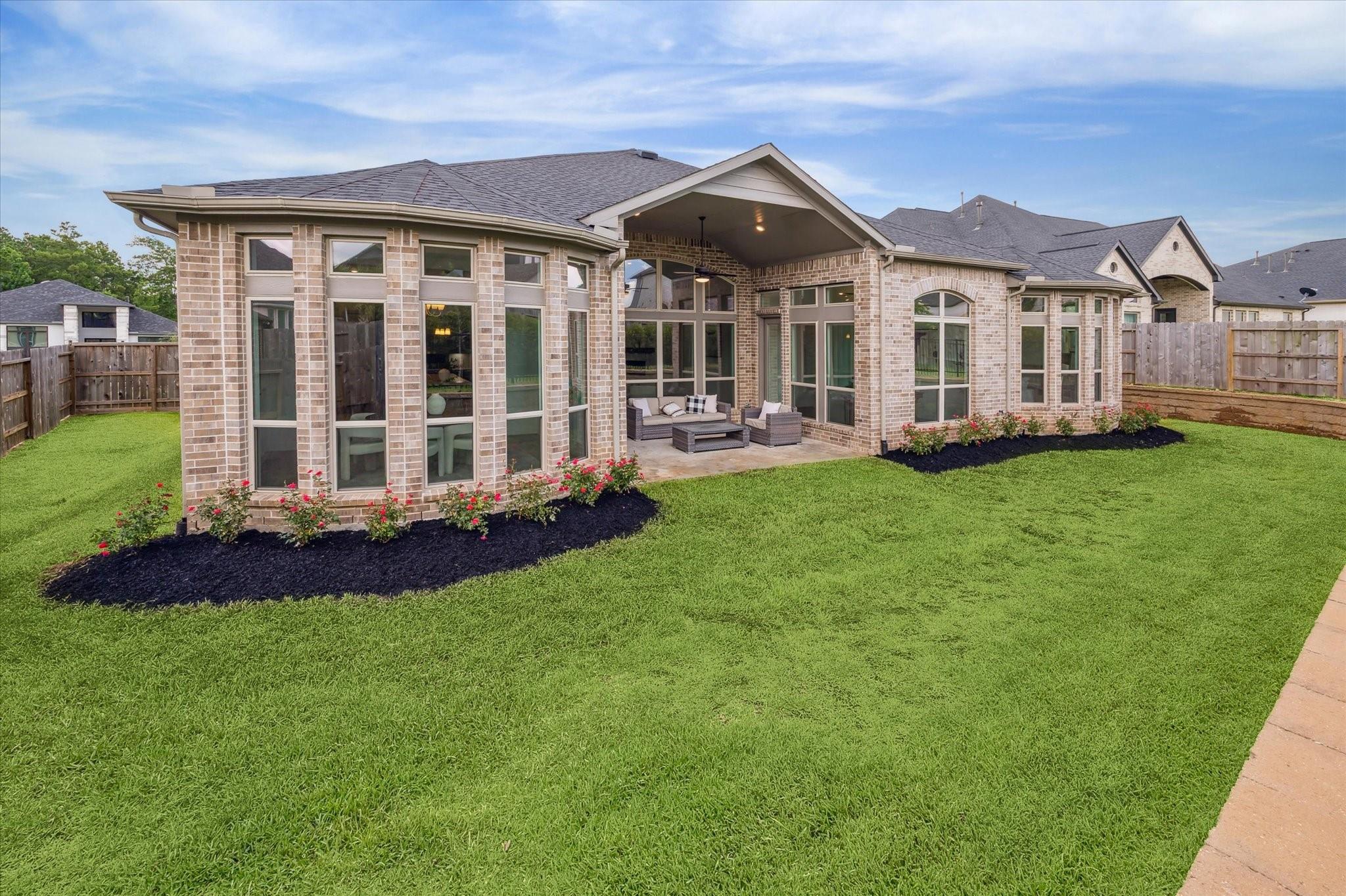 1046 Lakemont Bend Lane
