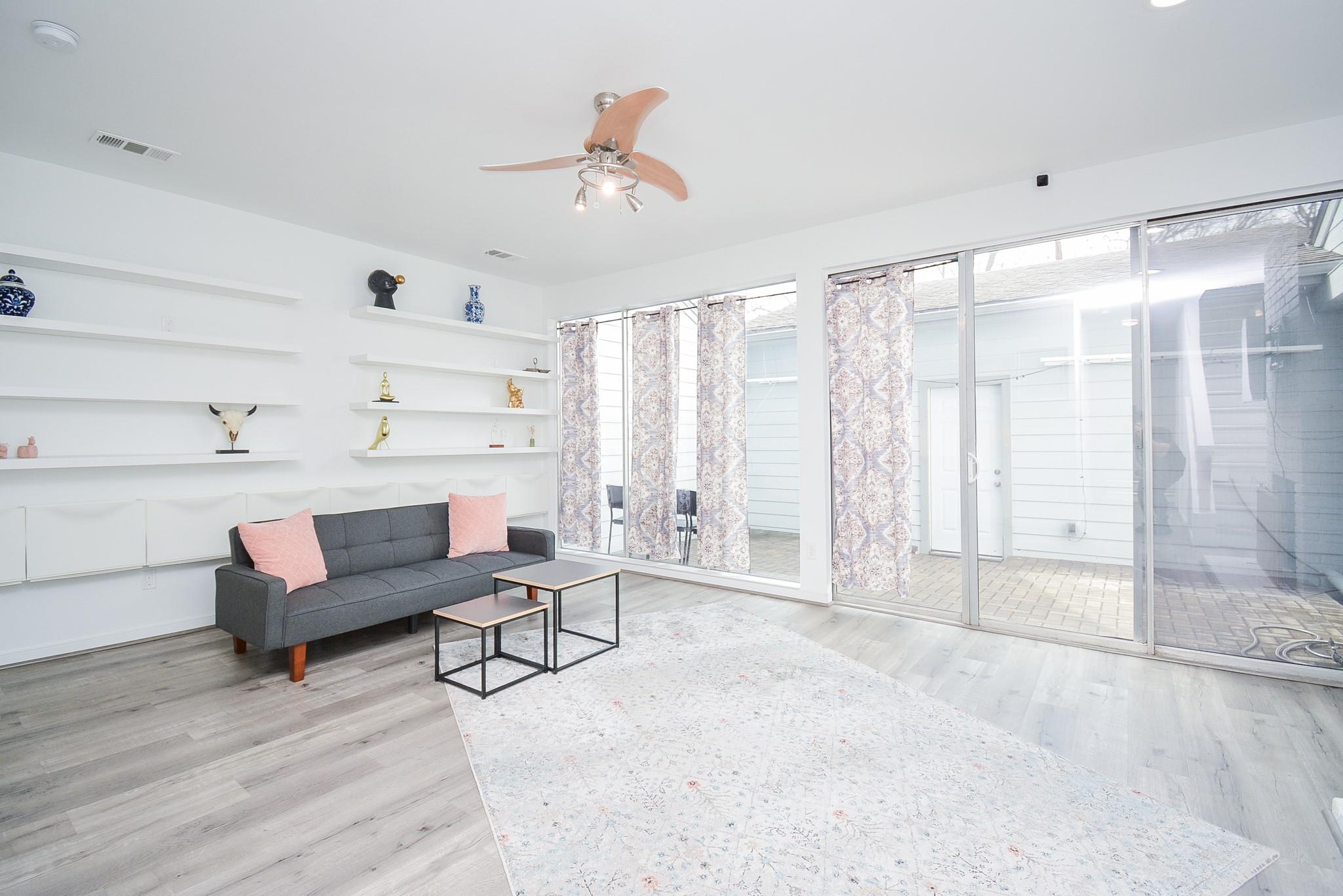 666 N Eldridge Parkway