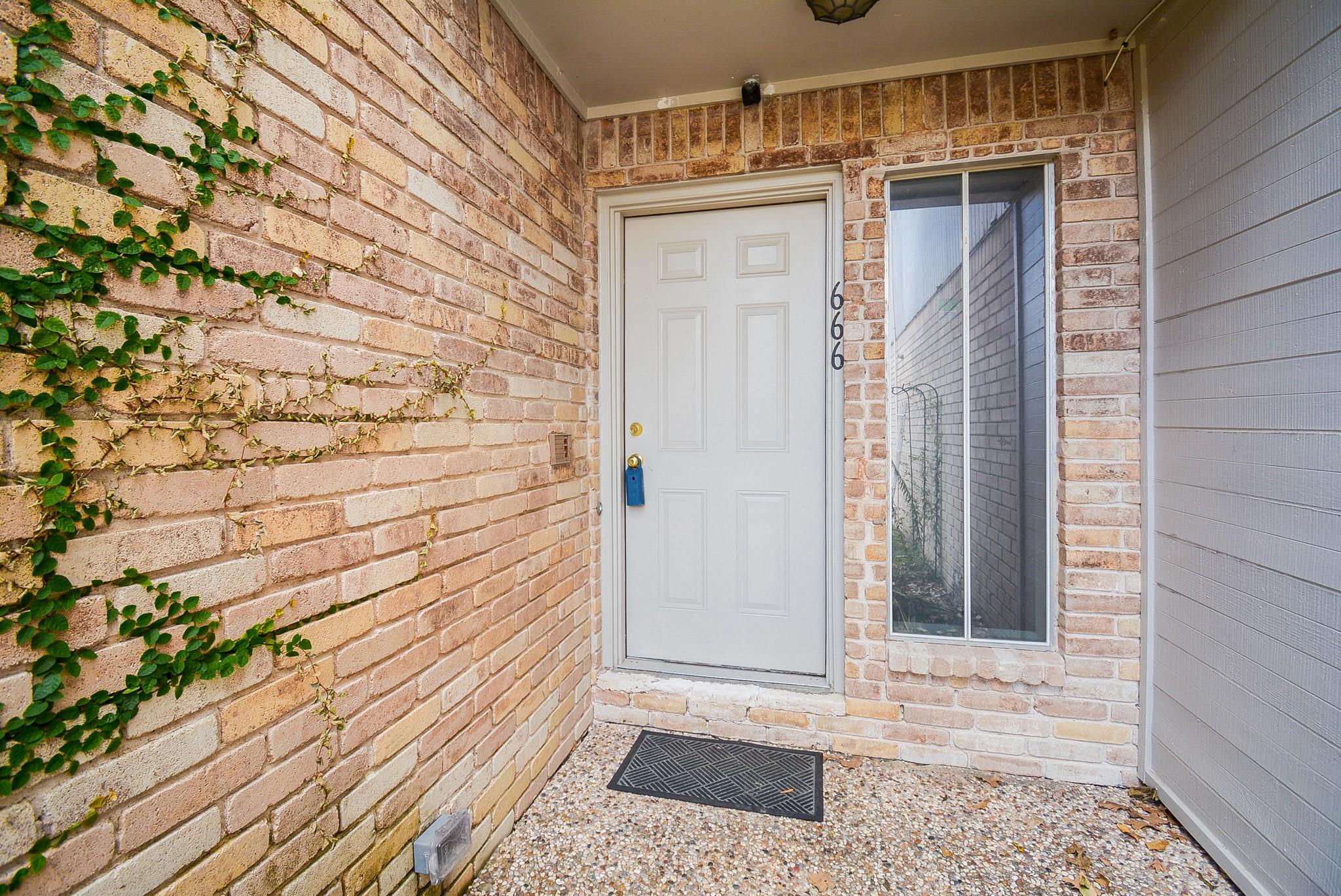 666 N Eldridge Parkway