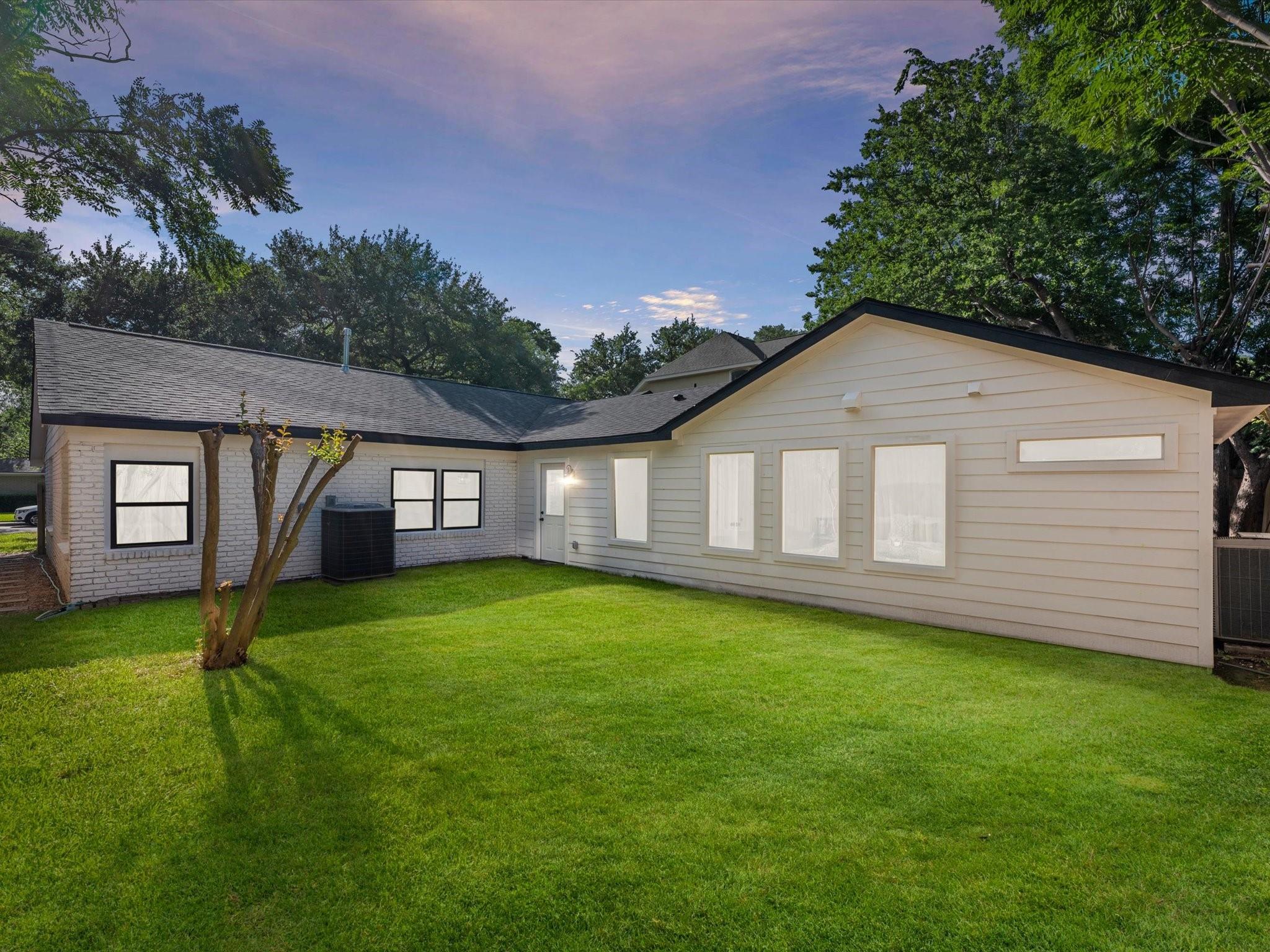 2501 Briarhurst Drive