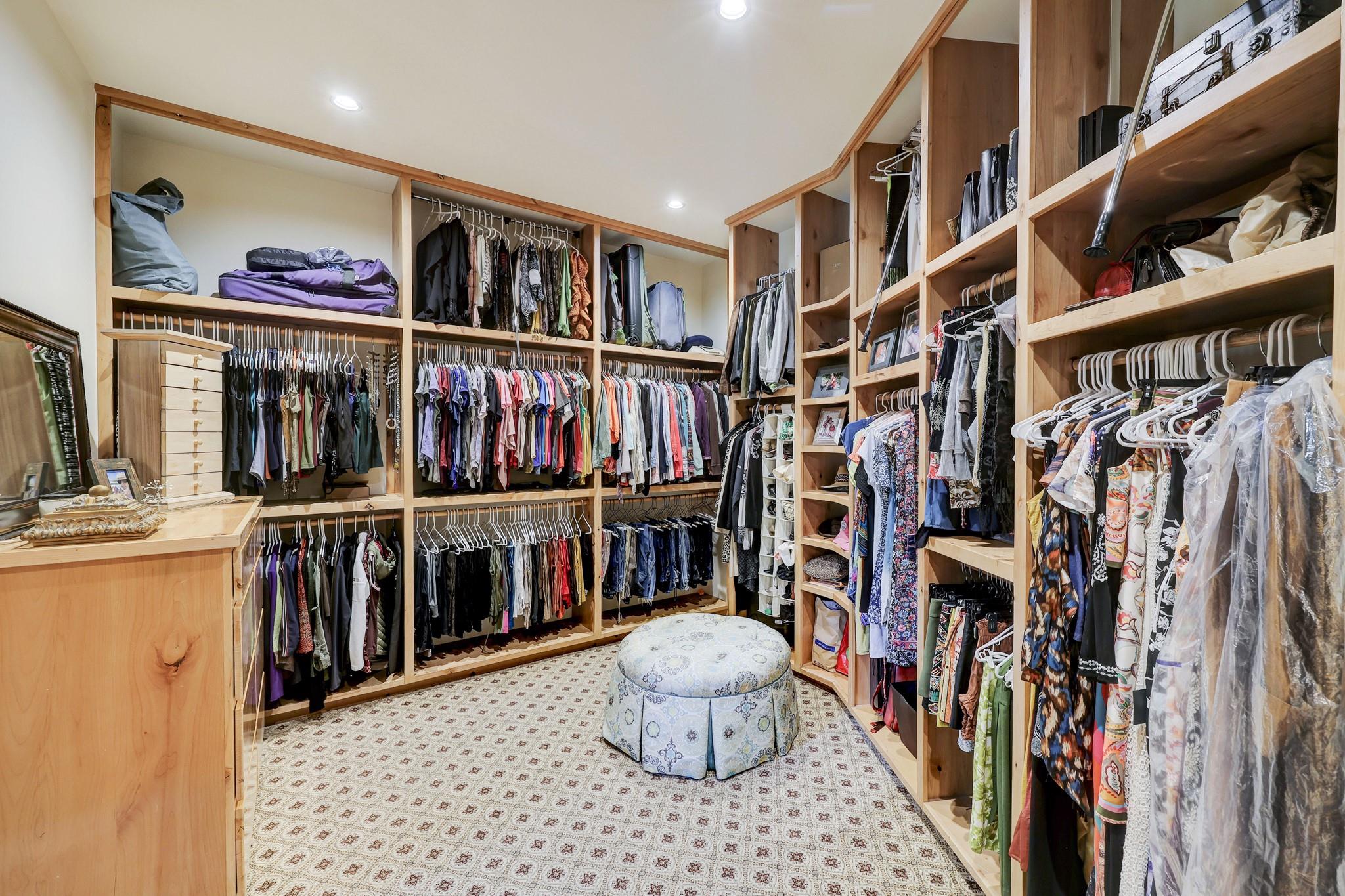 10002 Oxted Lane