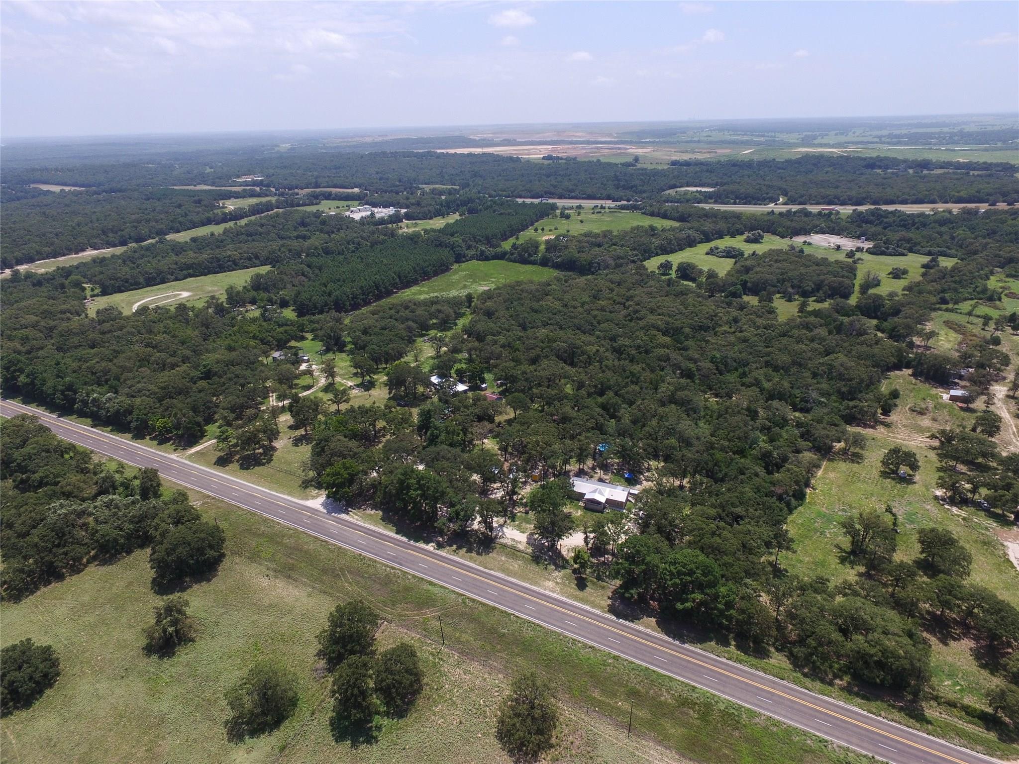 1390 Us Highway 75 S