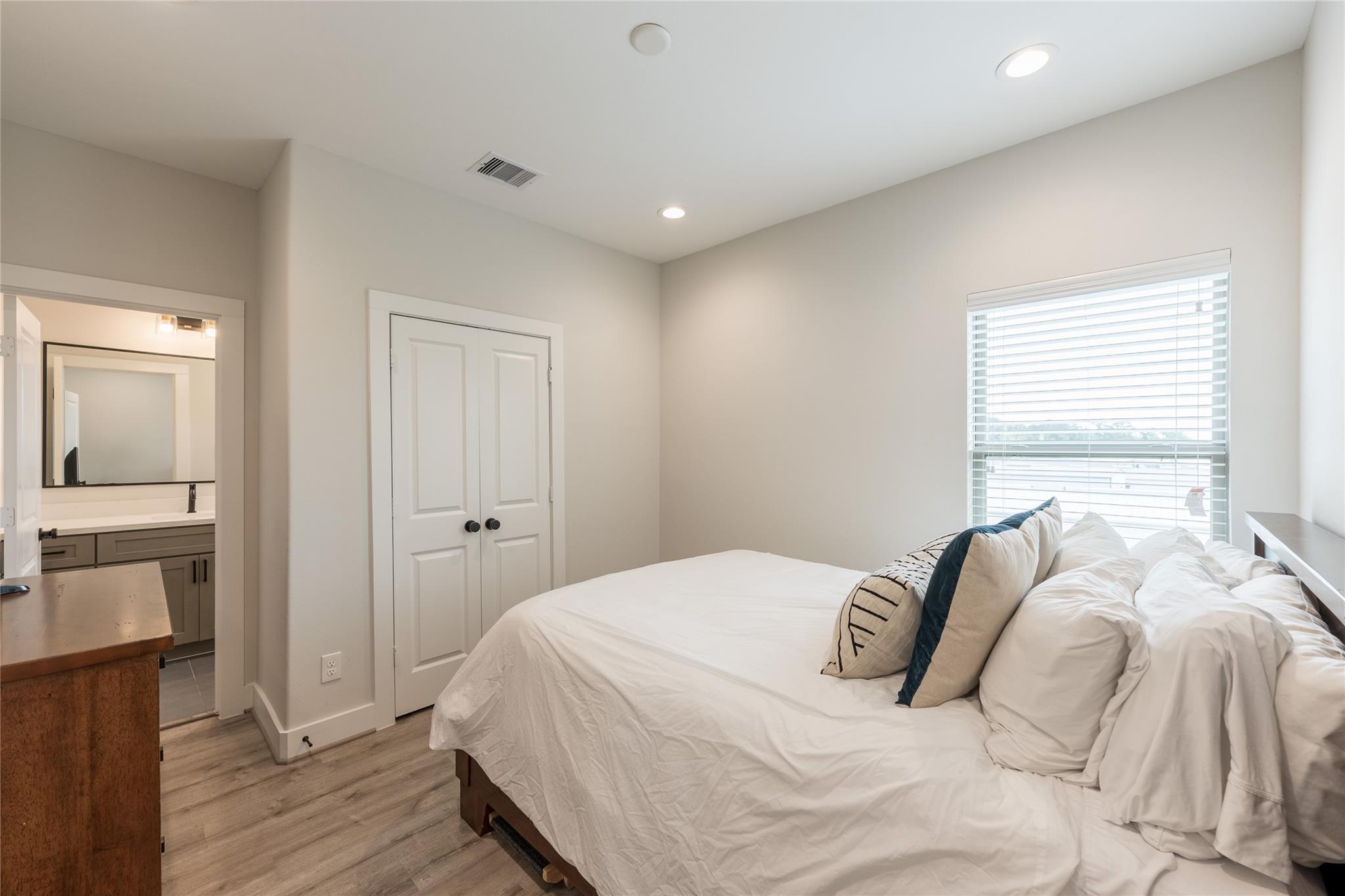 5306 Creekmont Timbers Trail
